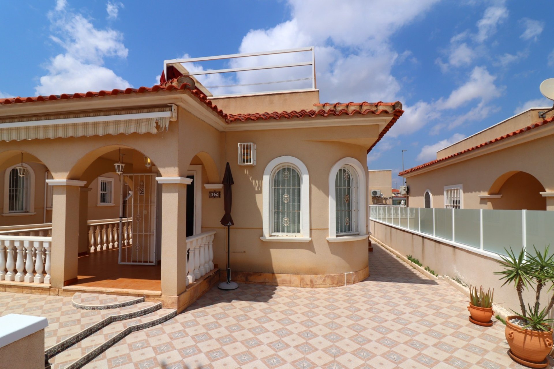 Gensalg - Villa -
Algorfa - Lo Crispin