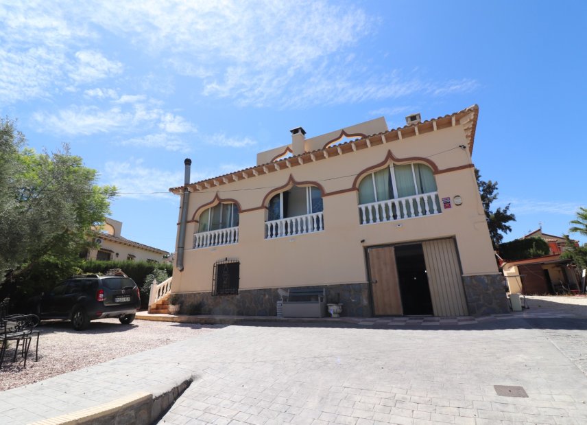 Gensalg - Villa -
Algorfa - Lomas de La Juliana
