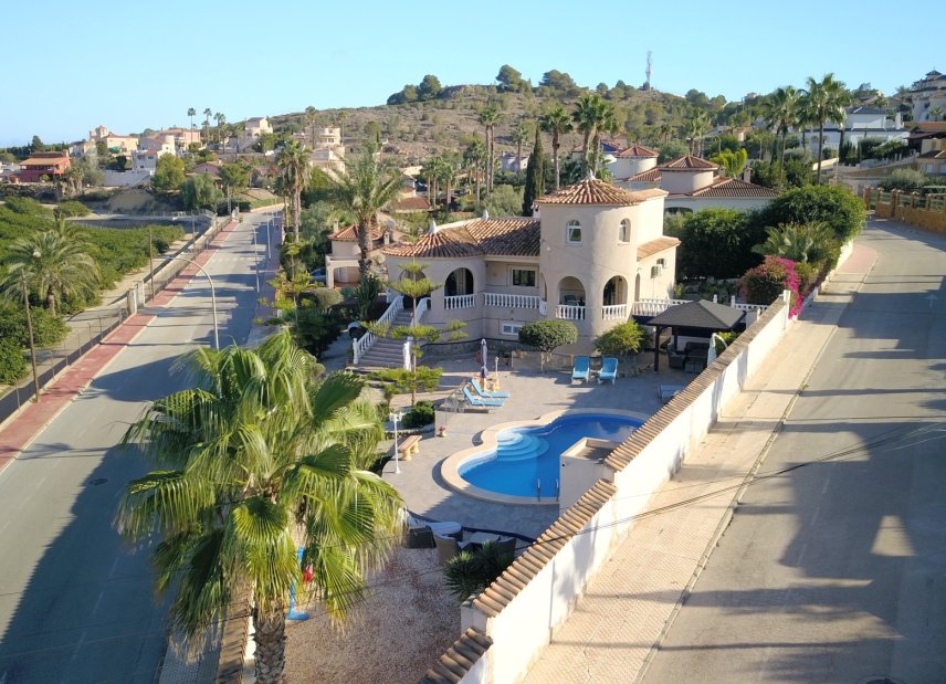 Gensalg - Villa -
Algorfa - Lomas de La Juliana