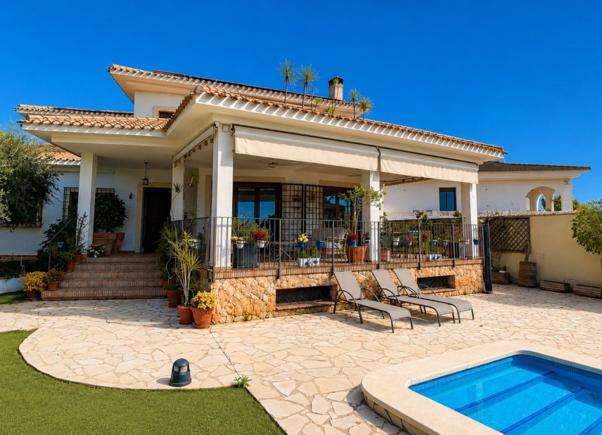 Gensalg - Villa -
Campoamor - Dehesa de campoamor
