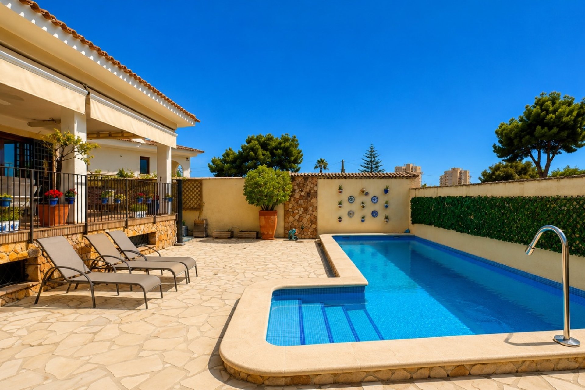 Gensalg - Villa -
Campoamor - Dehesa de campoamor