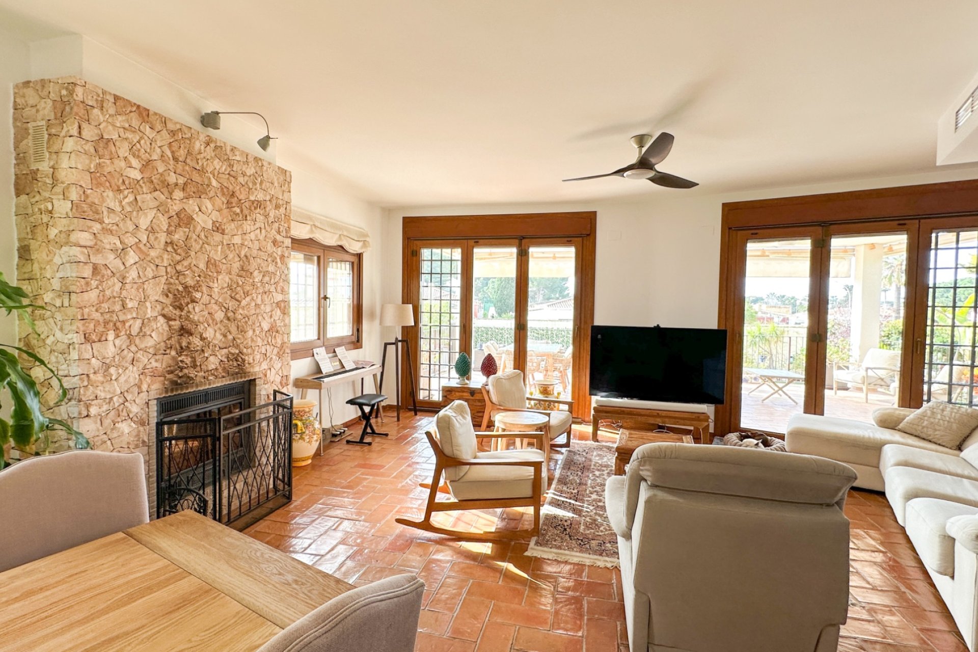 Gensalg - Villa -
Campoamor - Dehesa de campoamor