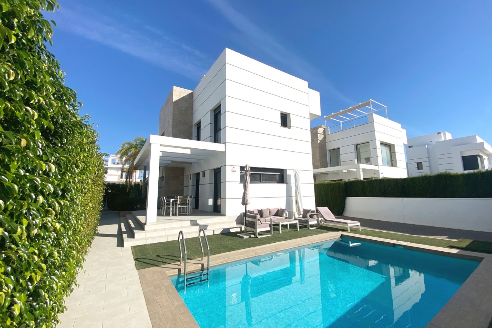 Gensalg - Villa -
Ciudad Quesada - Doña Pepa