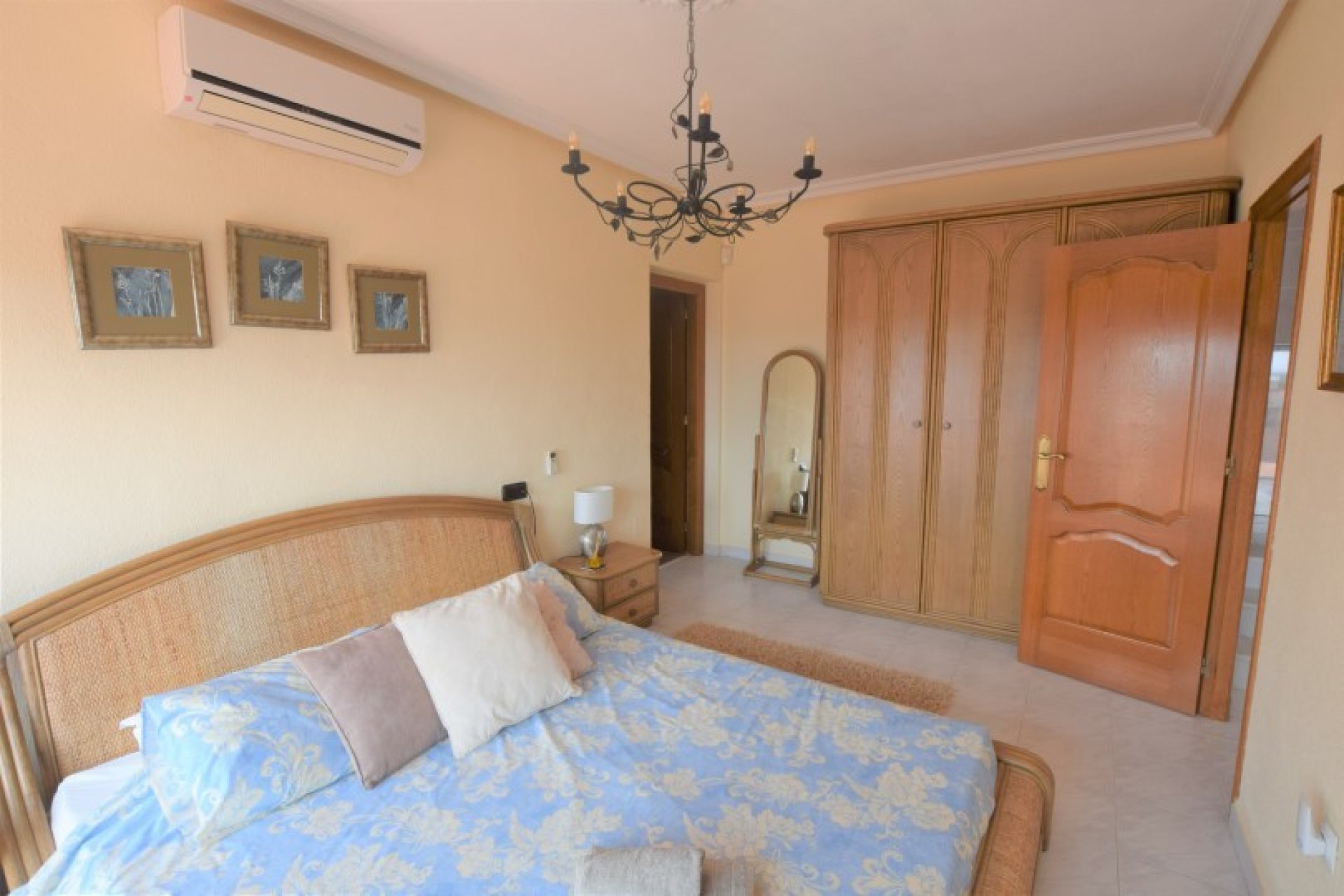 Gensalg - Villa -
Ciudad Quesada - Pueblo Bravo