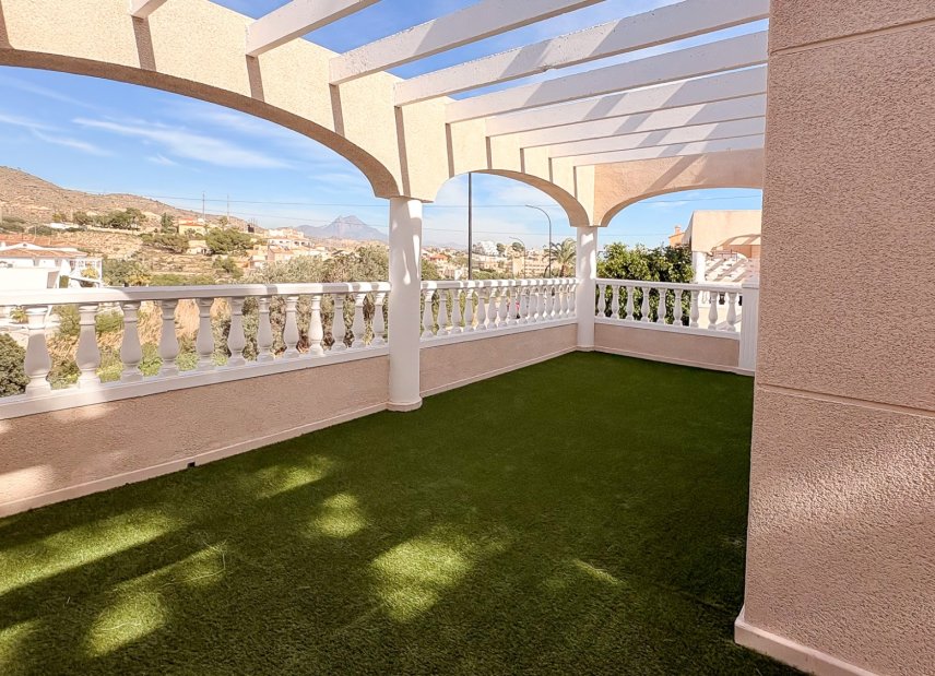 Gensalg - Villa -
El Campello - Pueblo Acantilado - Venta Lanuza
