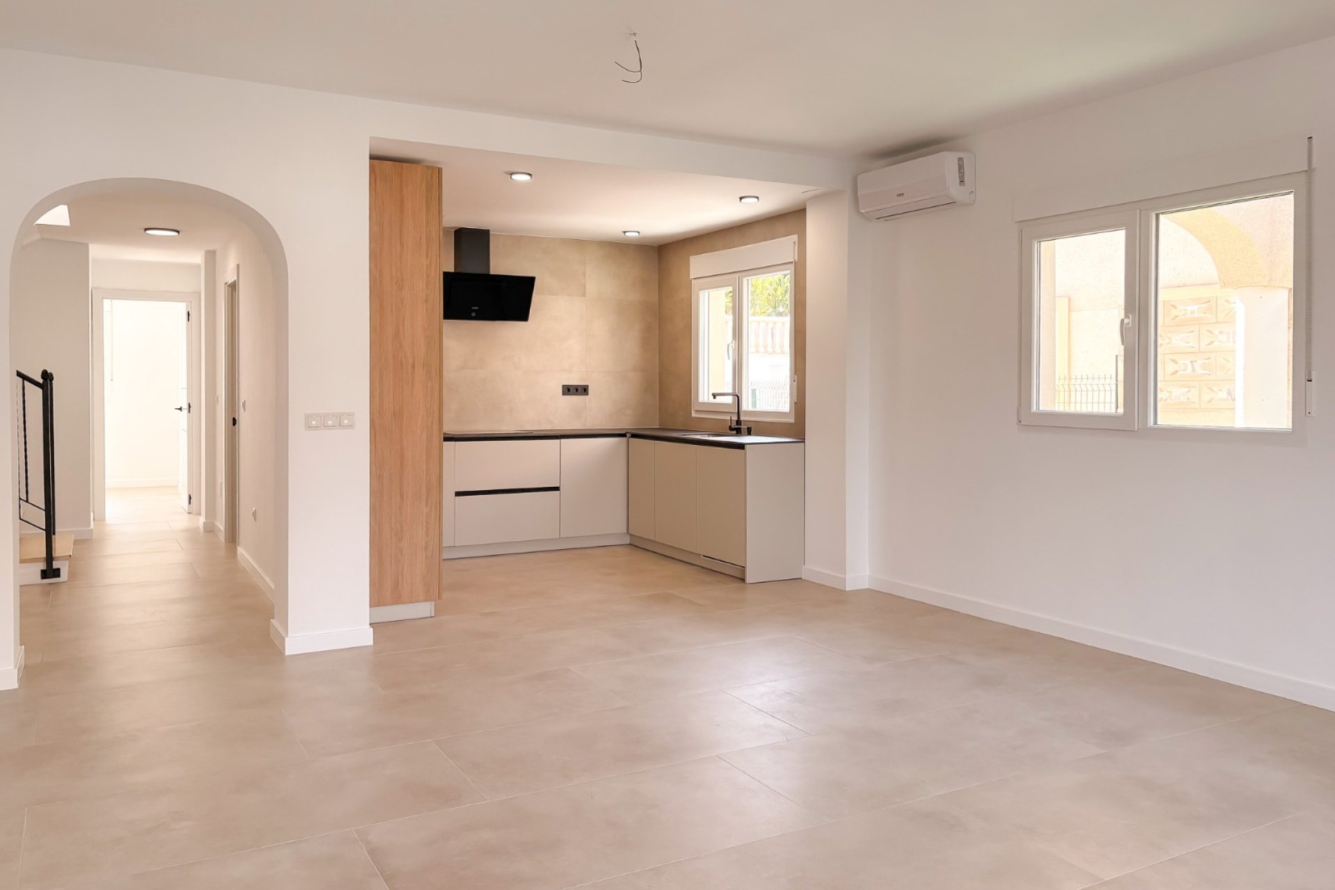 Gensalg - Villa -
El Campello - Pueblo Acantilado - Venta Lanuza