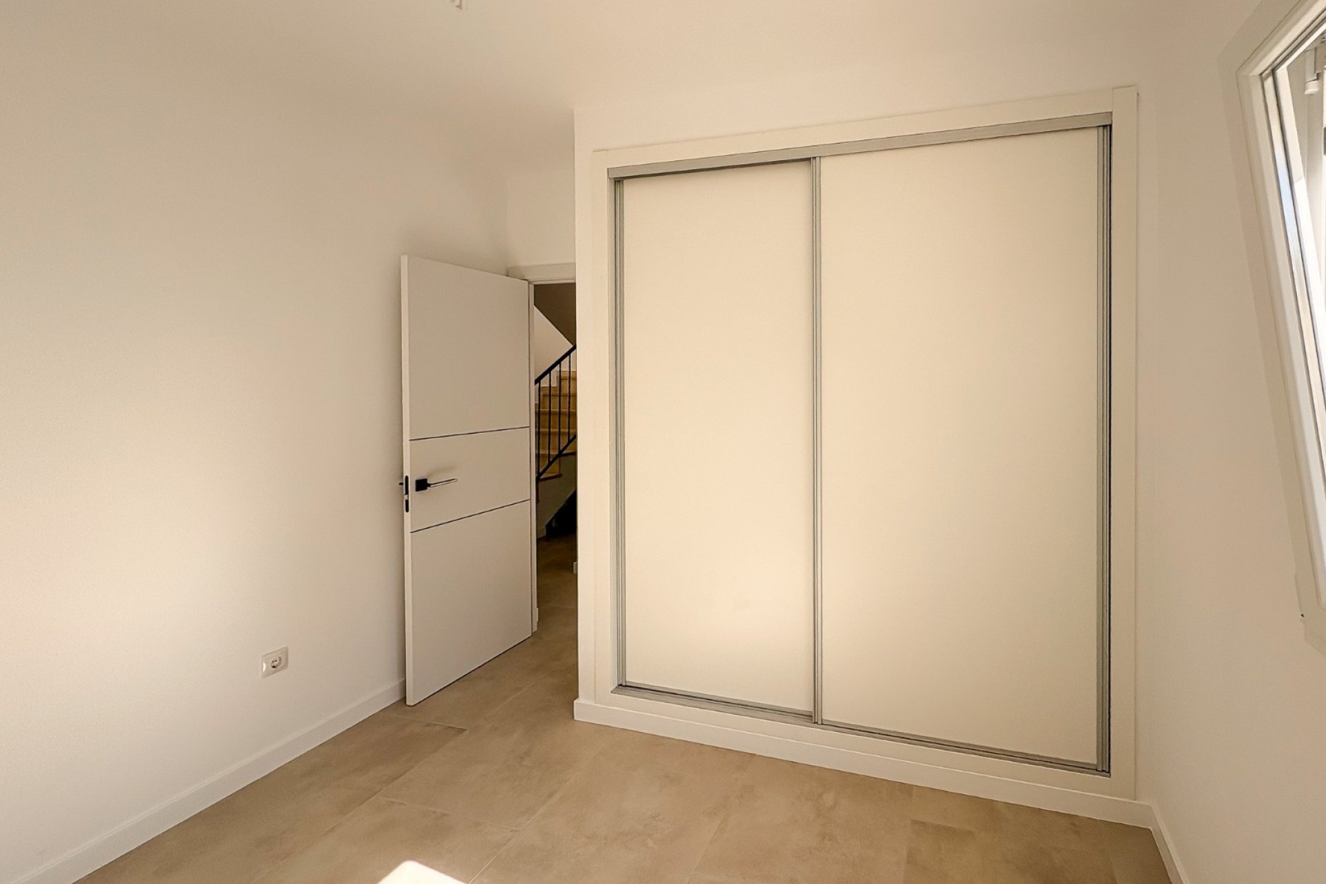 Gensalg - Villa -
El Campello - Pueblo Acantilado - Venta Lanuza