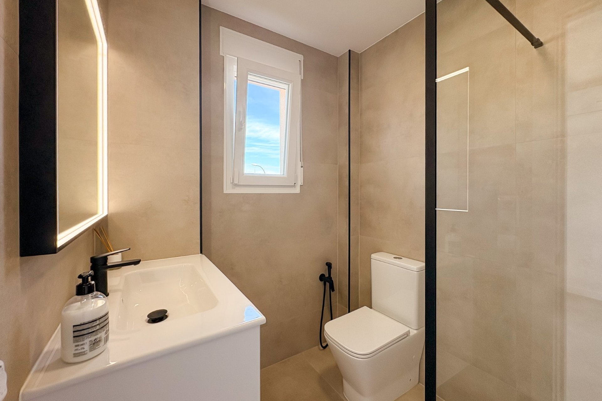 Gensalg - Villa -
El Campello - Pueblo Acantilado - Venta Lanuza