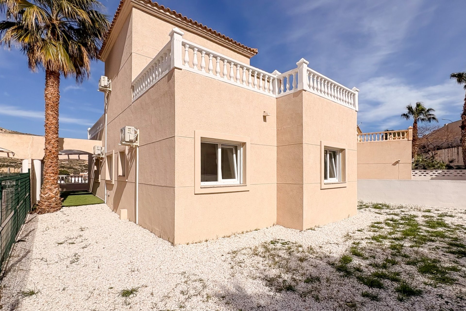Gensalg - Villa -
El Campello - Pueblo Acantilado - Venta Lanuza