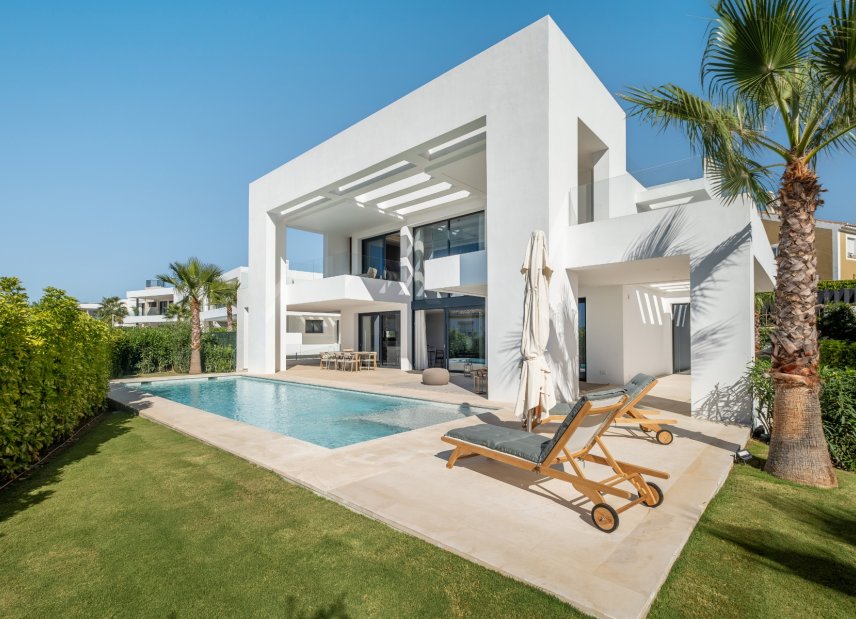 Gensalg - Villa -
Estepona - El Paraíso