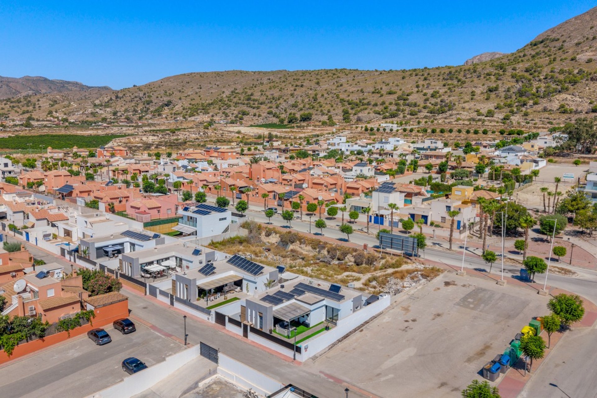 Gensalg - Villa -
Fortuna - Urbanizacion Las Kalendas