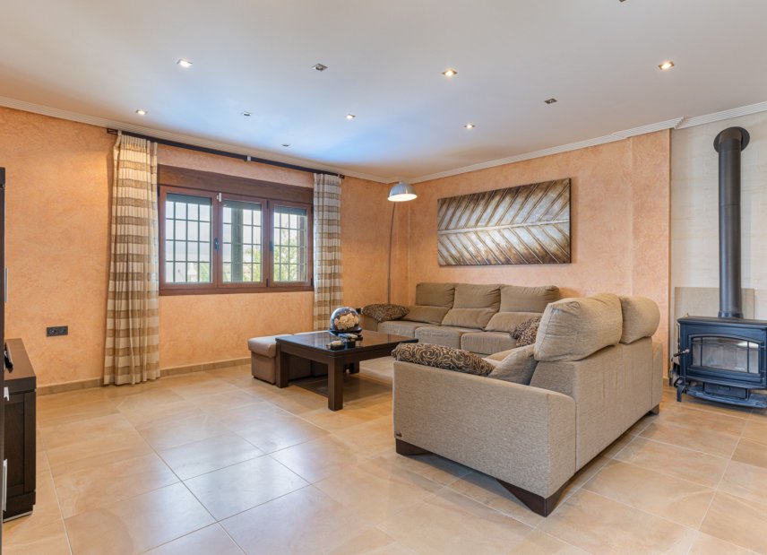 Gensalg - Villa -
Los Montesinos - La Herrada