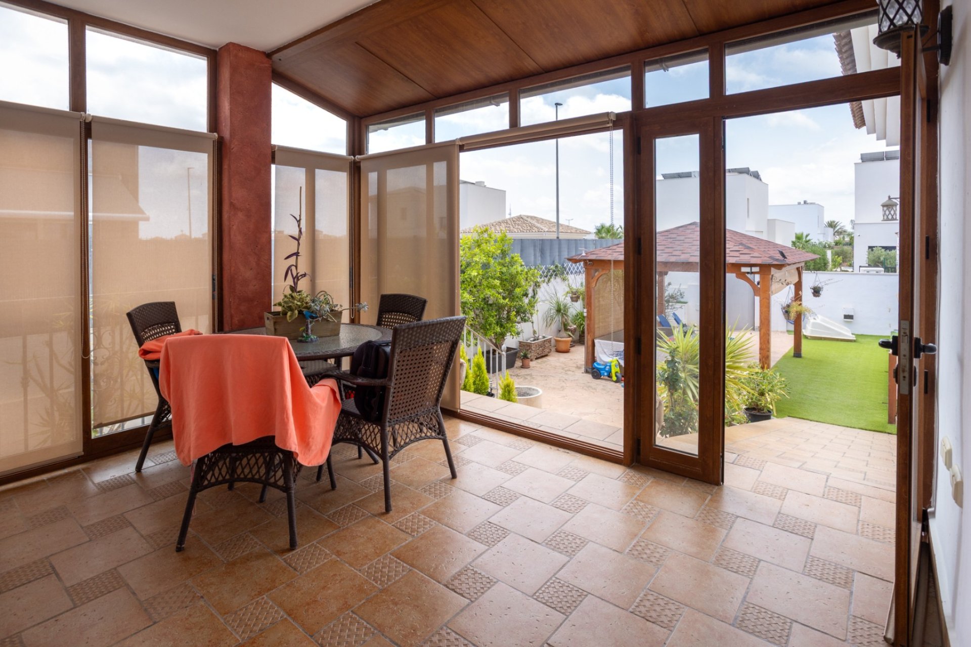 Gensalg - Villa -
Los Montesinos - La Herrada