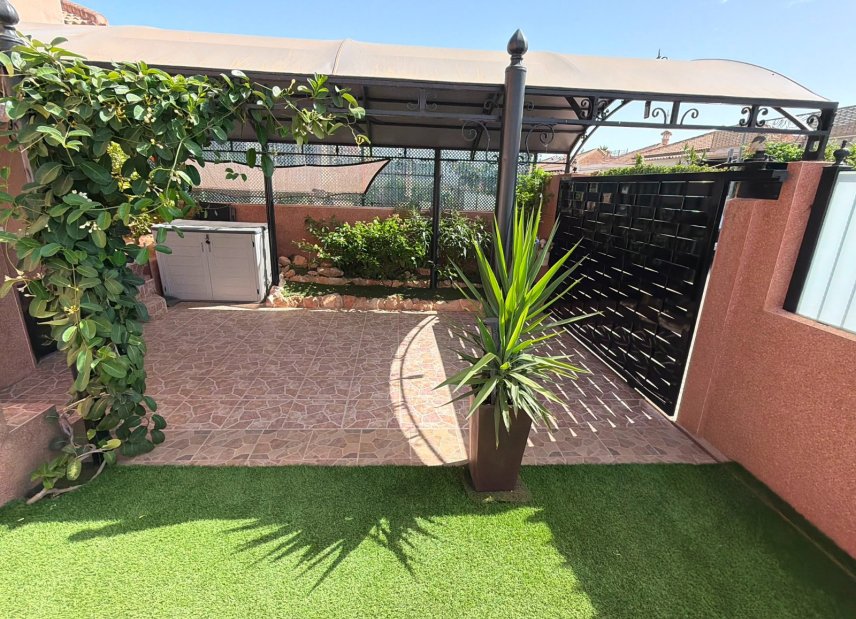 Gensalg - Villa -
Los Montesinos - La Herrada