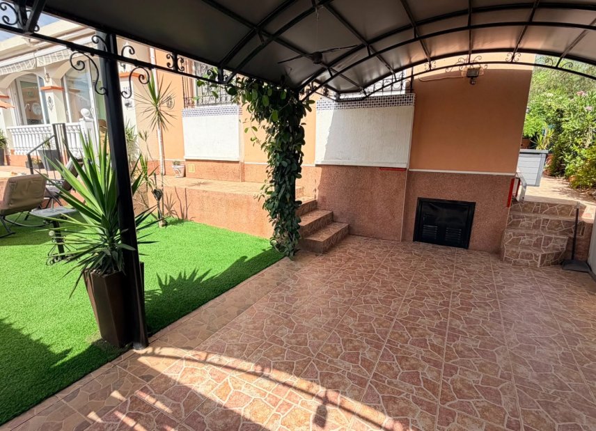 Gensalg - Villa -
Los Montesinos - La Herrada