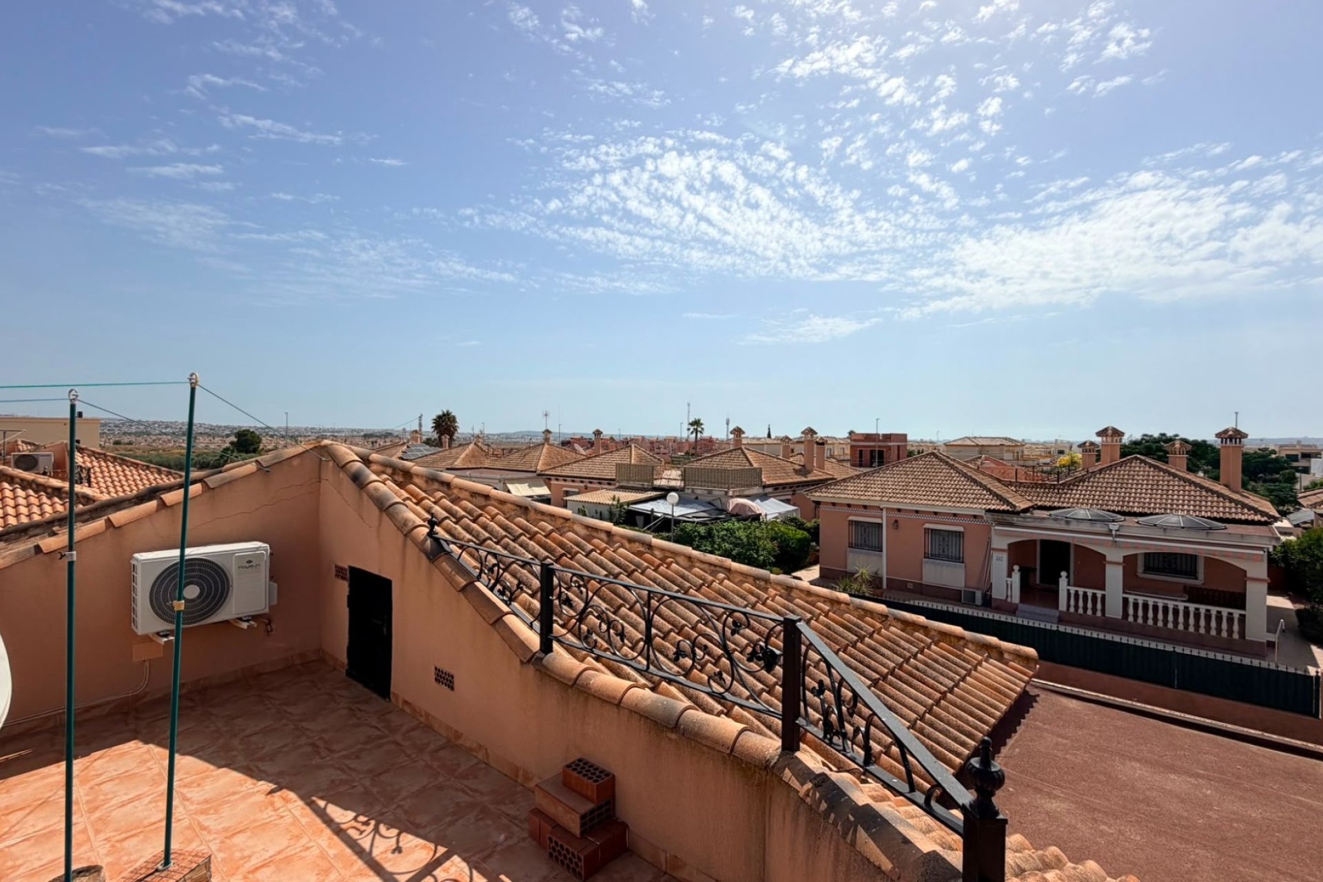 Gensalg - Villa -
Los Montesinos - La Herrada