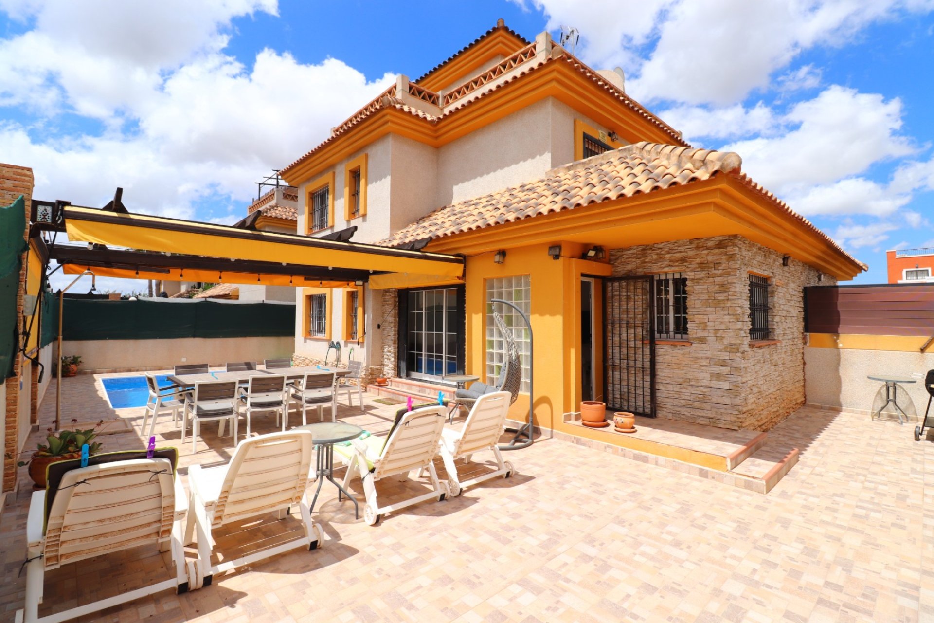 Gensalg - Villa -
Los Montesinos - La Herrada