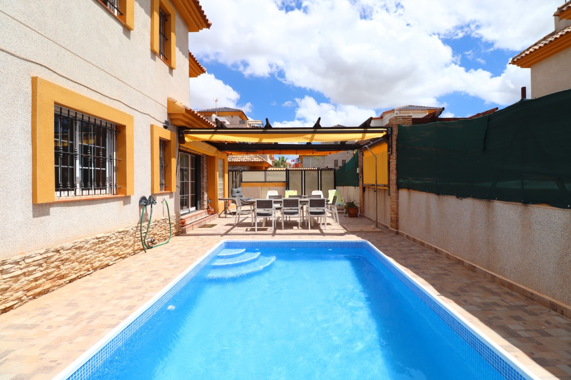 Gensalg - Villa -
Los Montesinos - La Herrada