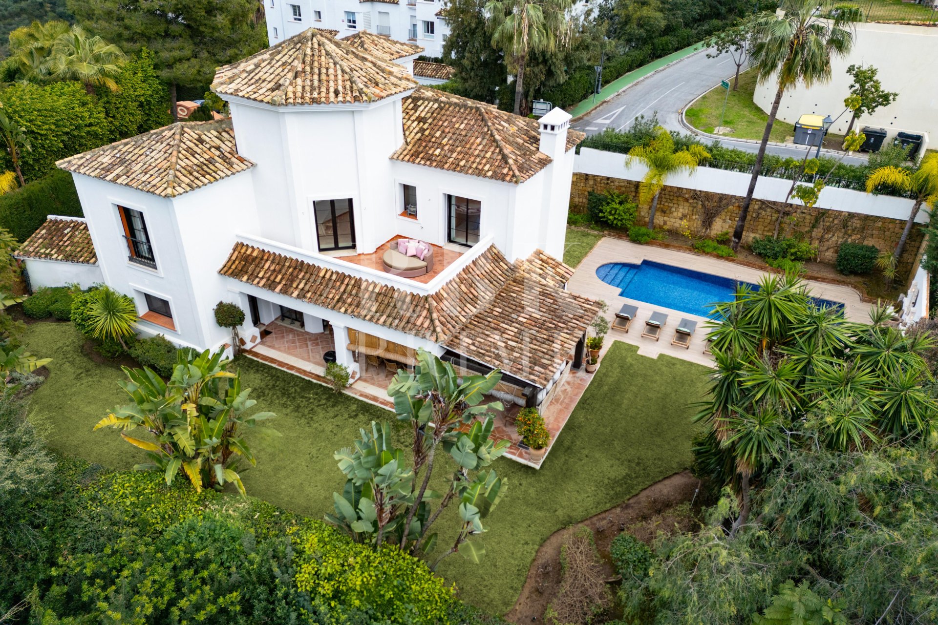Gensalg - Villa -
Malaga - Benahavís