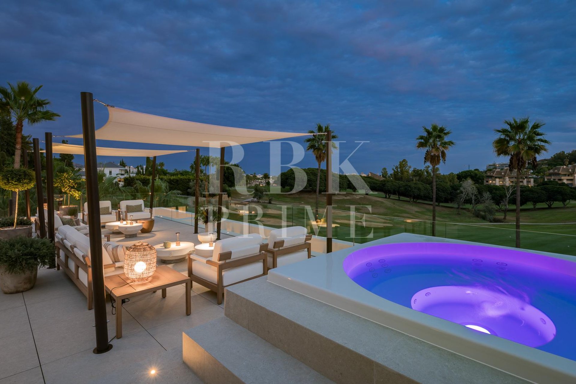 Gensalg - Villa -
Malaga - Nueva Andalucía