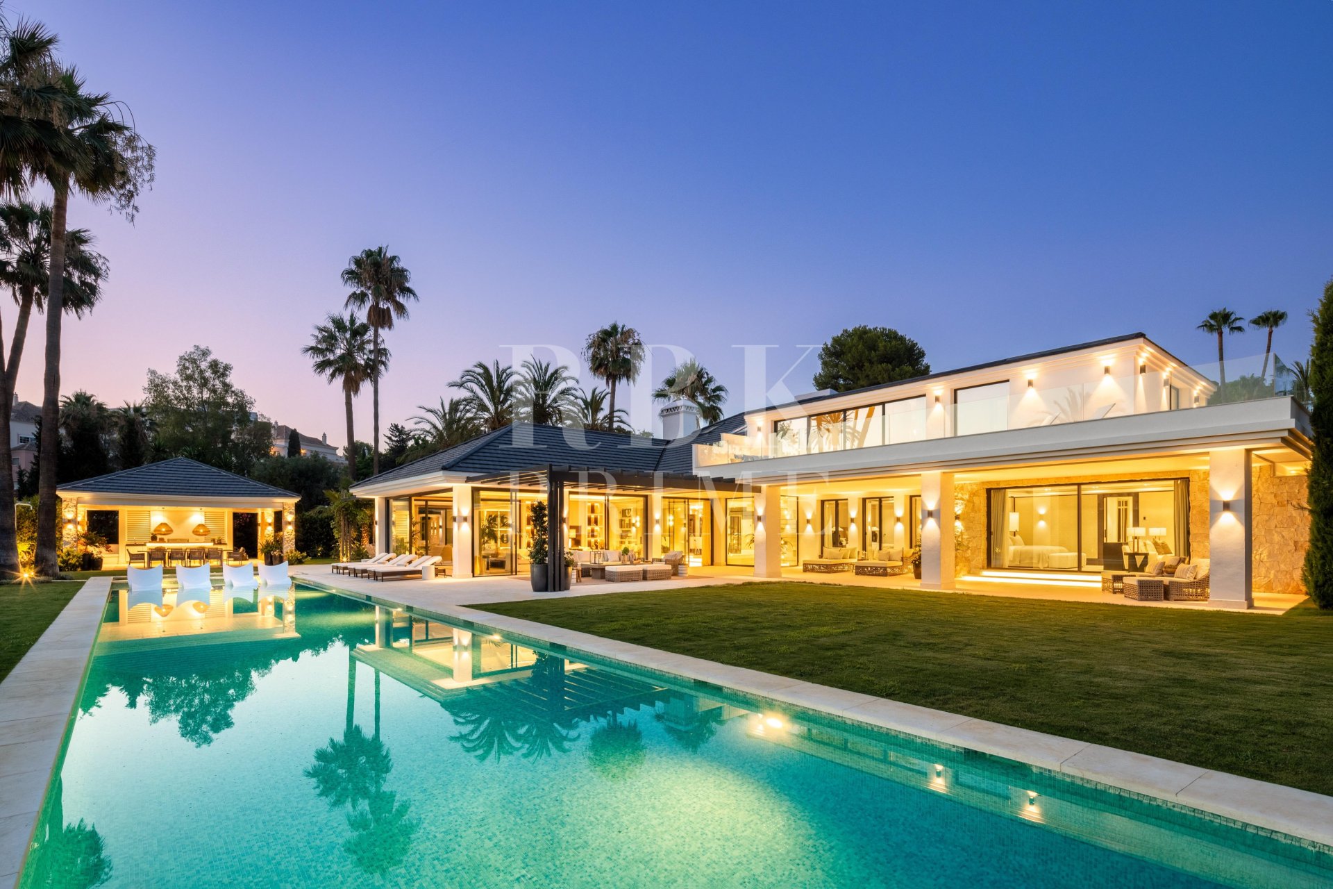Gensalg - Villa -
Malaga - Nueva Andalucía