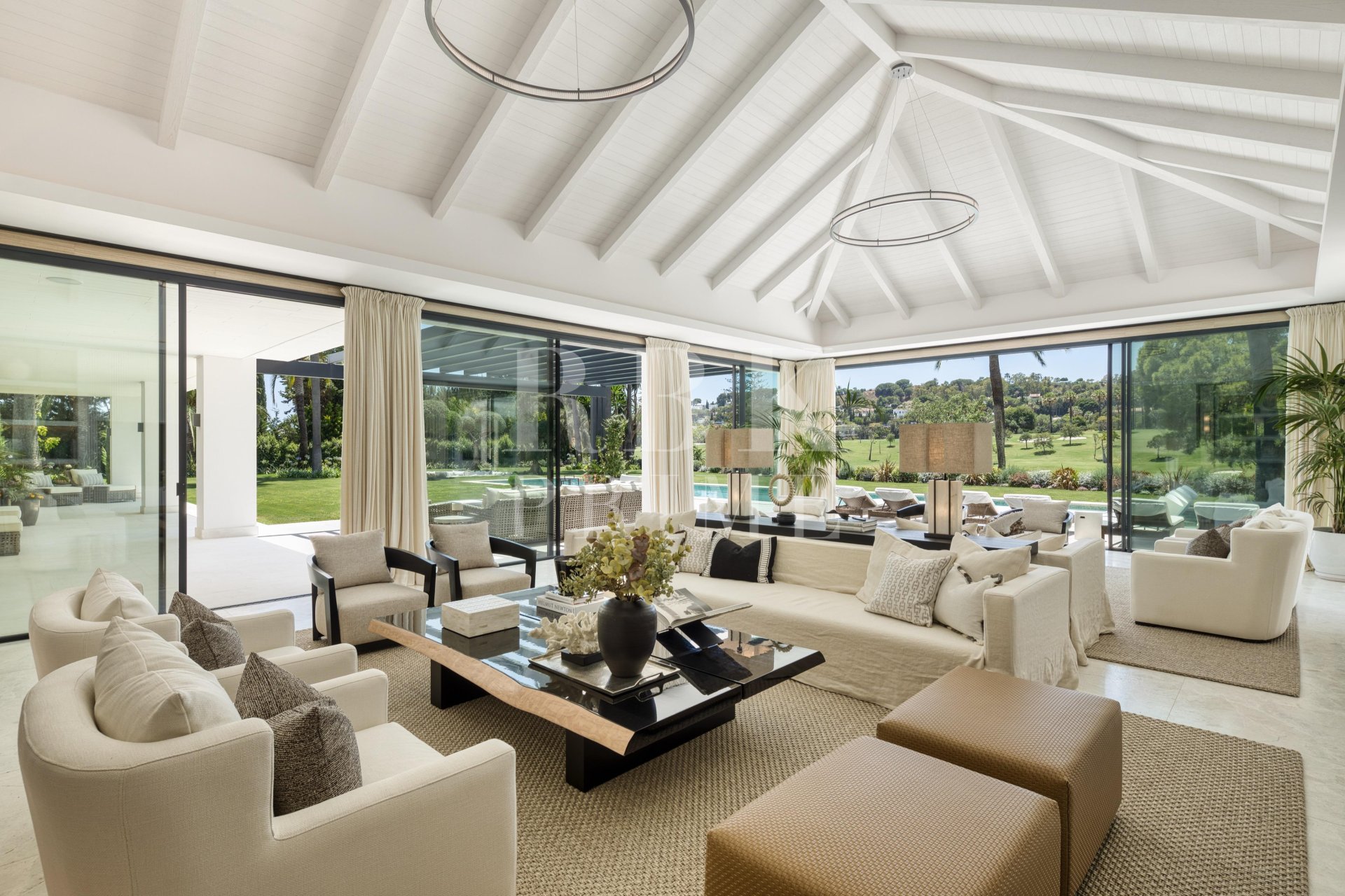 Gensalg - Villa -
Malaga - Nueva Andalucía