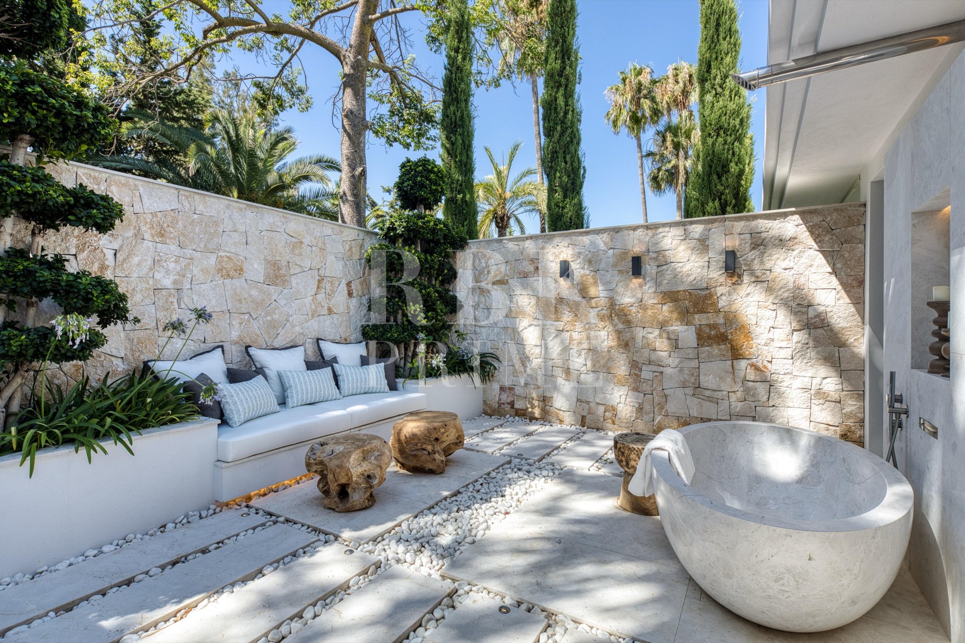 Gensalg - Villa -
Malaga - Nueva Andalucía