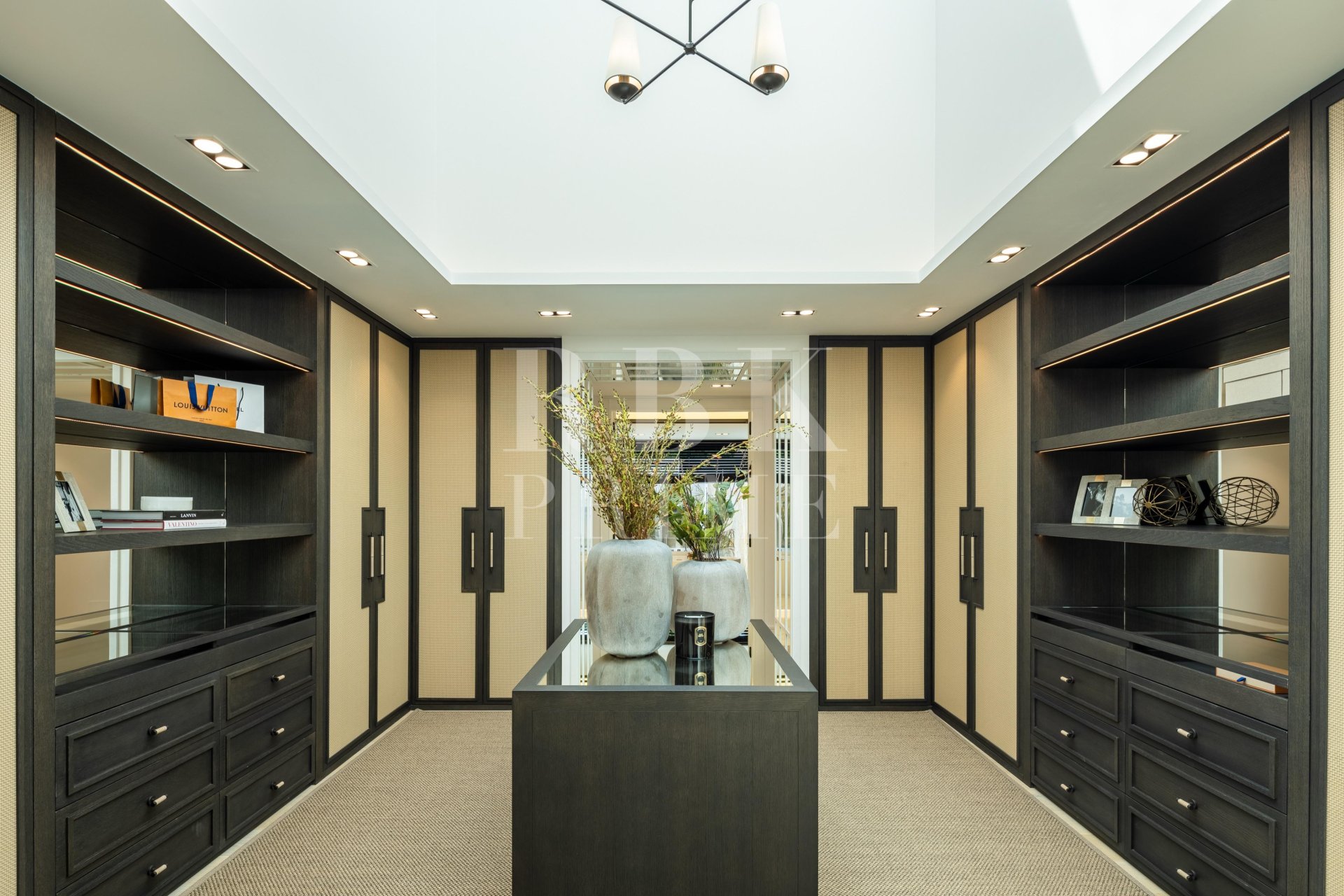 Gensalg - Villa -
Malaga - Nueva Andalucía