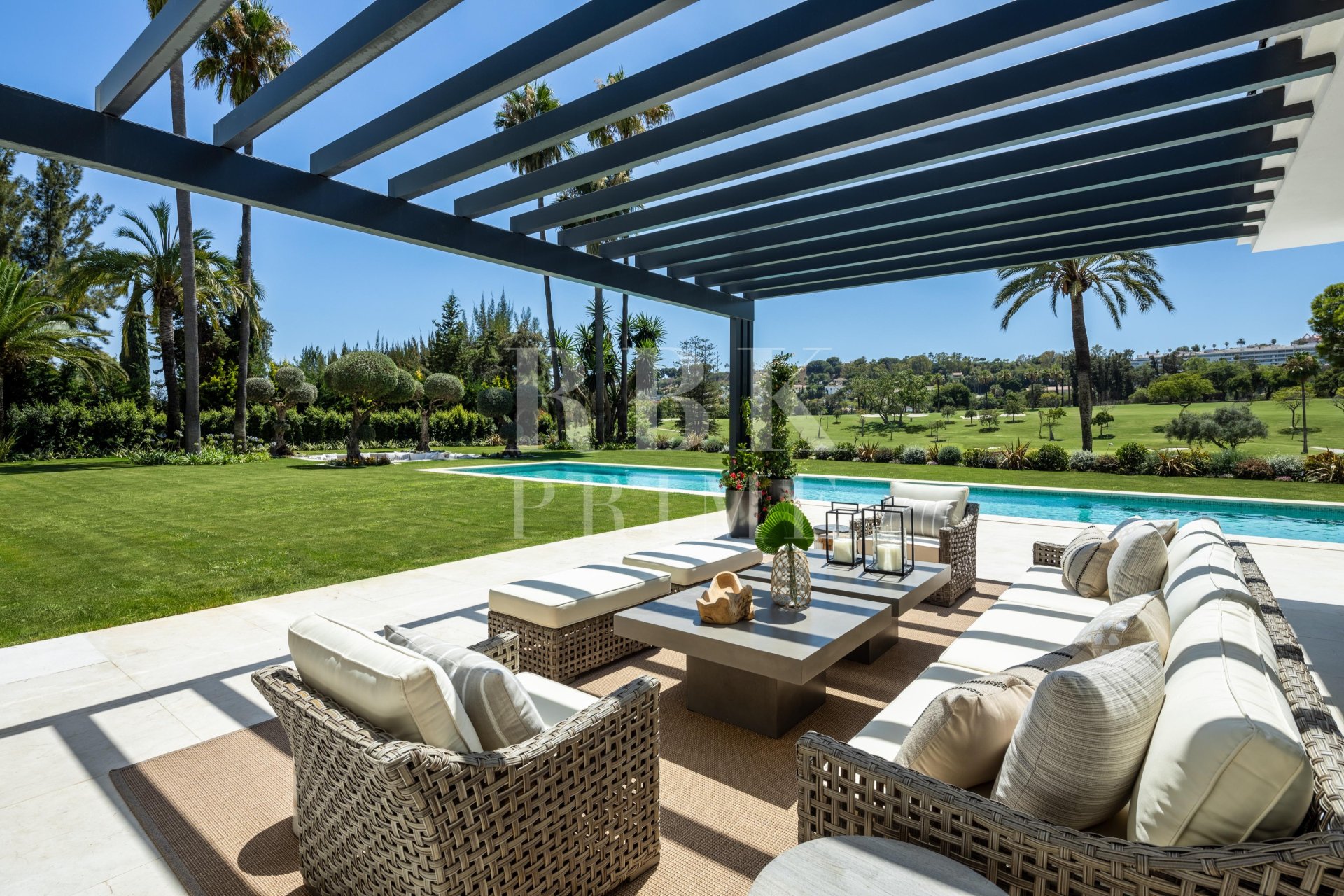Gensalg - Villa -
Malaga - Nueva Andalucía