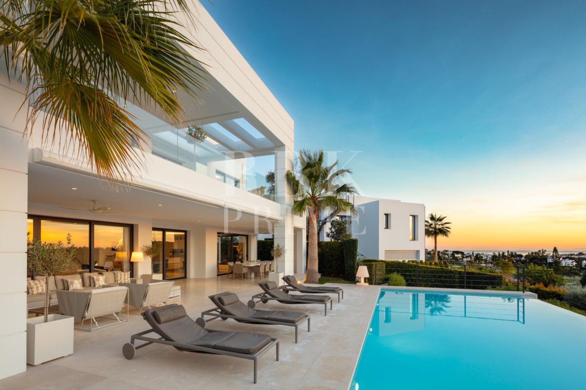 Gensalg - Villa -
Malaga - Nueva Andalucía