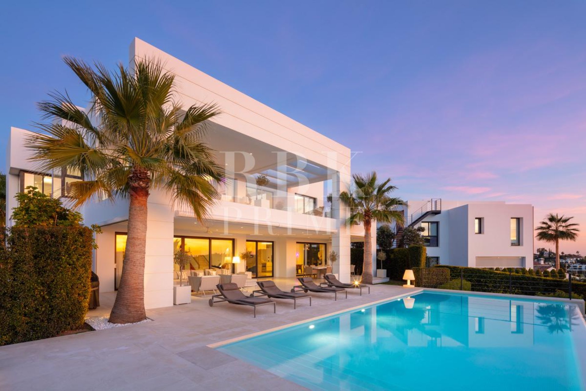 Gensalg - Villa -
Malaga - Nueva Andalucía