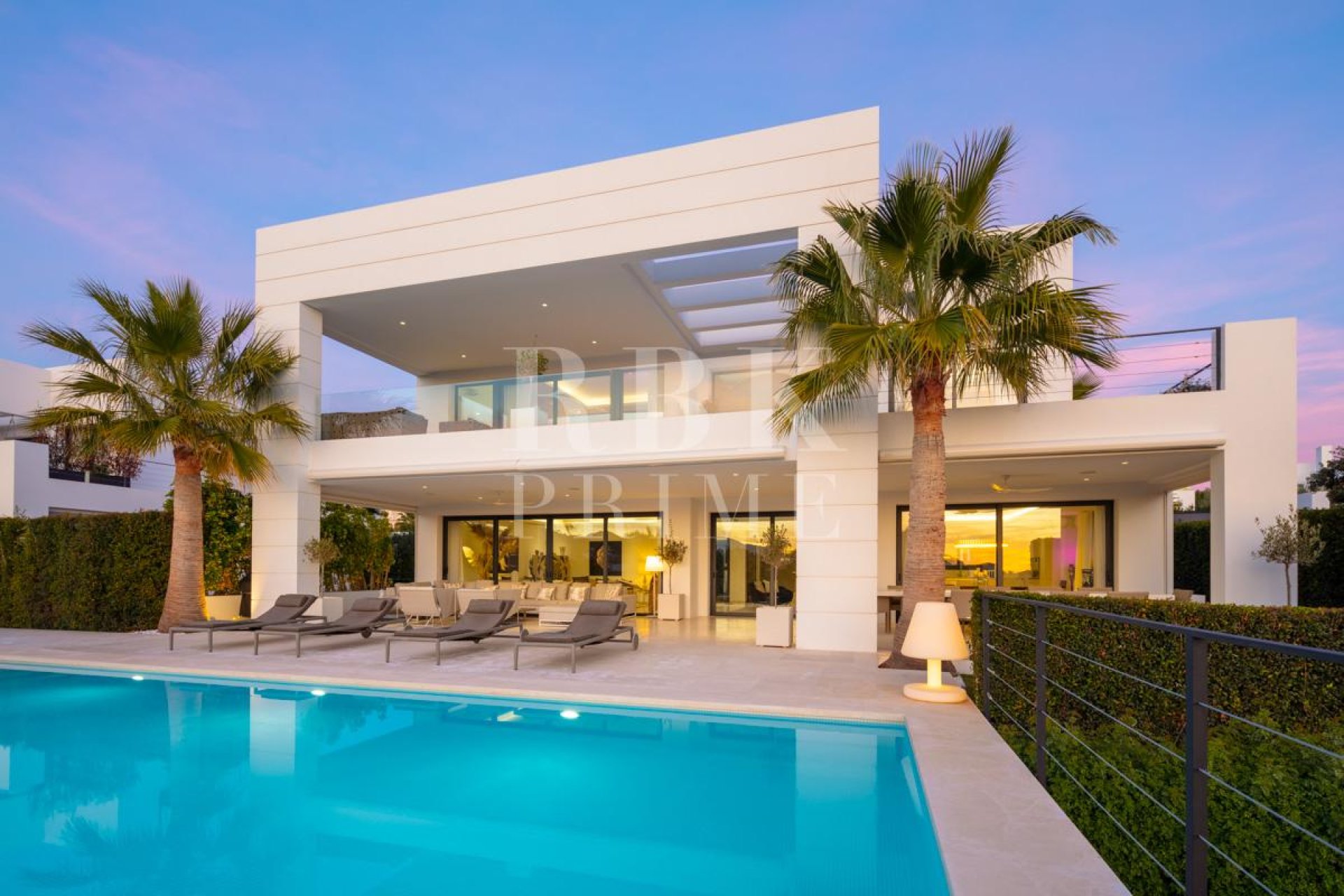 Gensalg - Villa -
Malaga - Nueva Andalucía