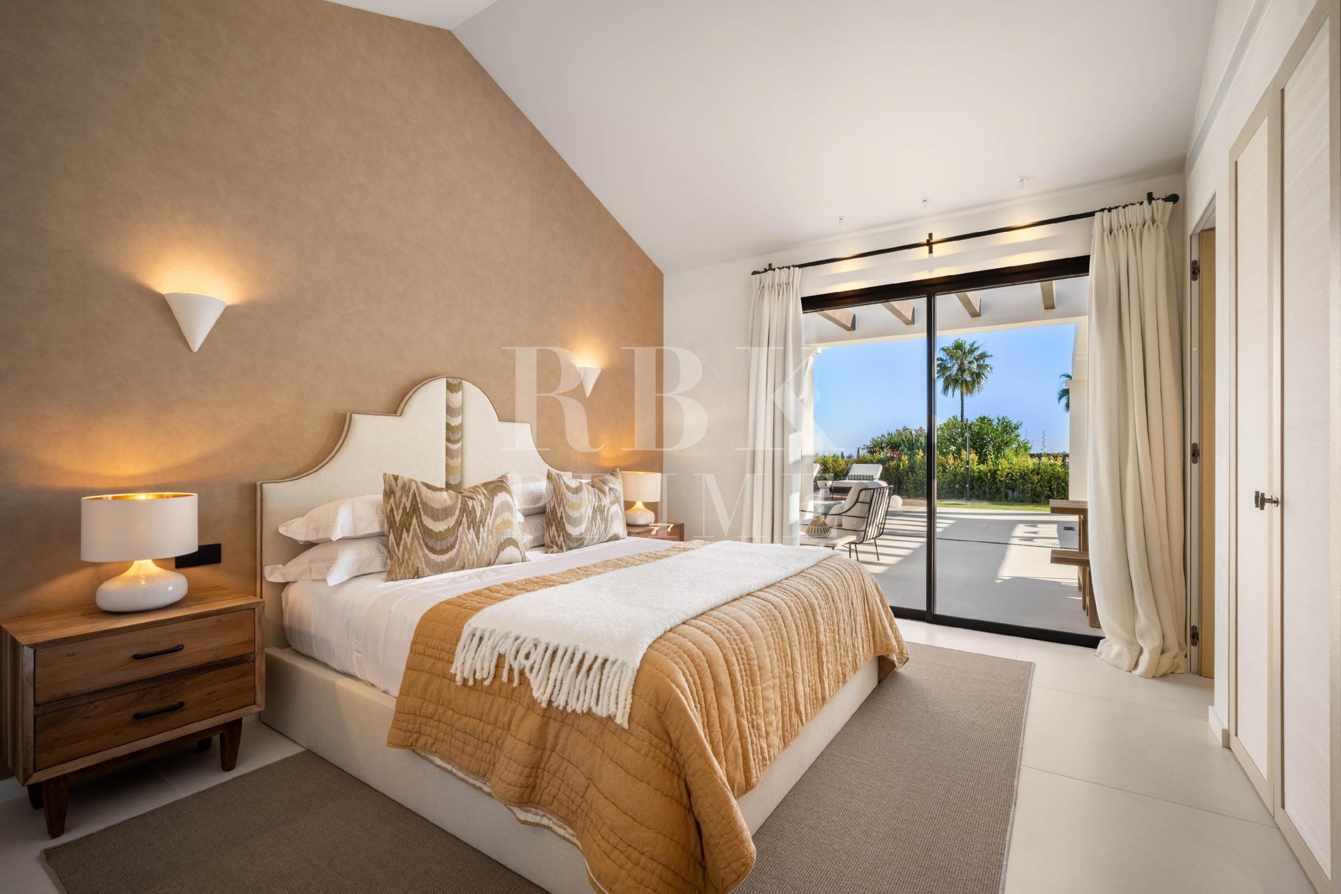 Gensalg - Villa -
Malaga - Nueva Andalucía