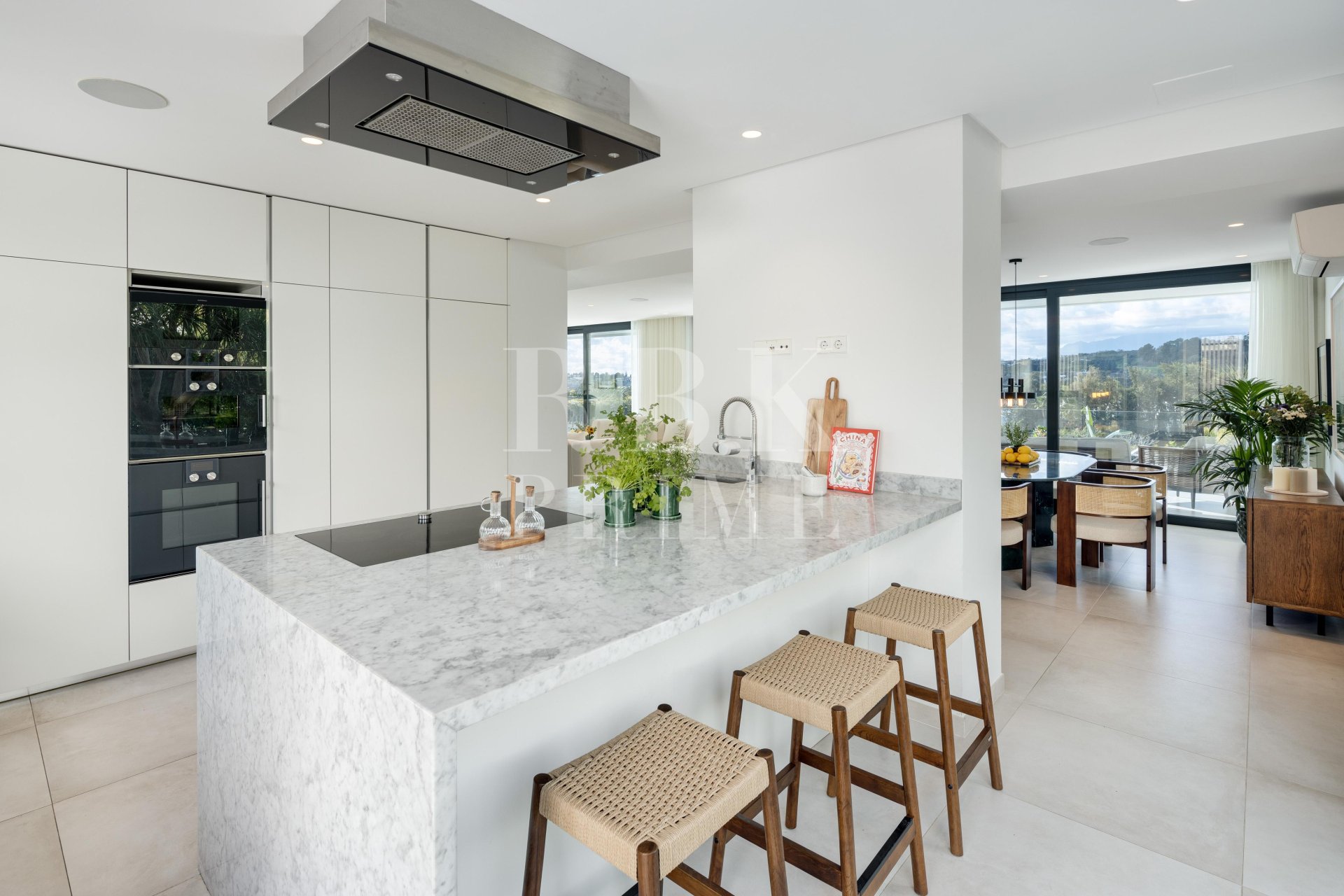 Gensalg - Villa -
Malaga - Nueva Andalucía