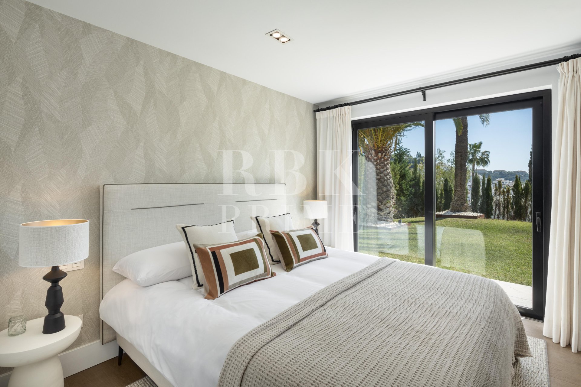 Gensalg - Villa -
Malaga - Nueva Andalucía
