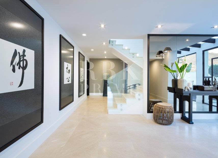 Gensalg - Villa -
Malaga - Nueva Andalucía