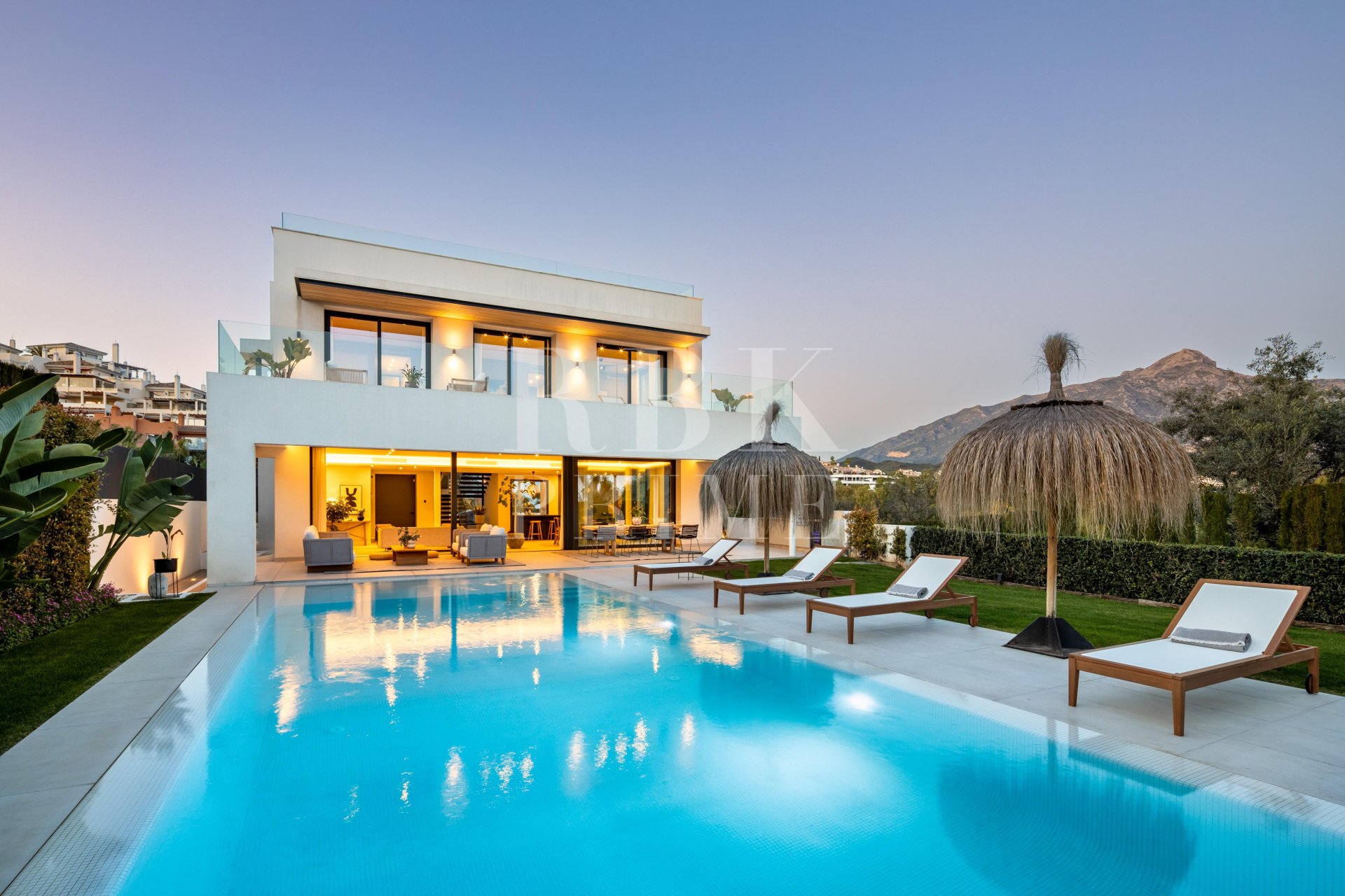 Gensalg - Villa -
Malaga - Nueva Andalucía