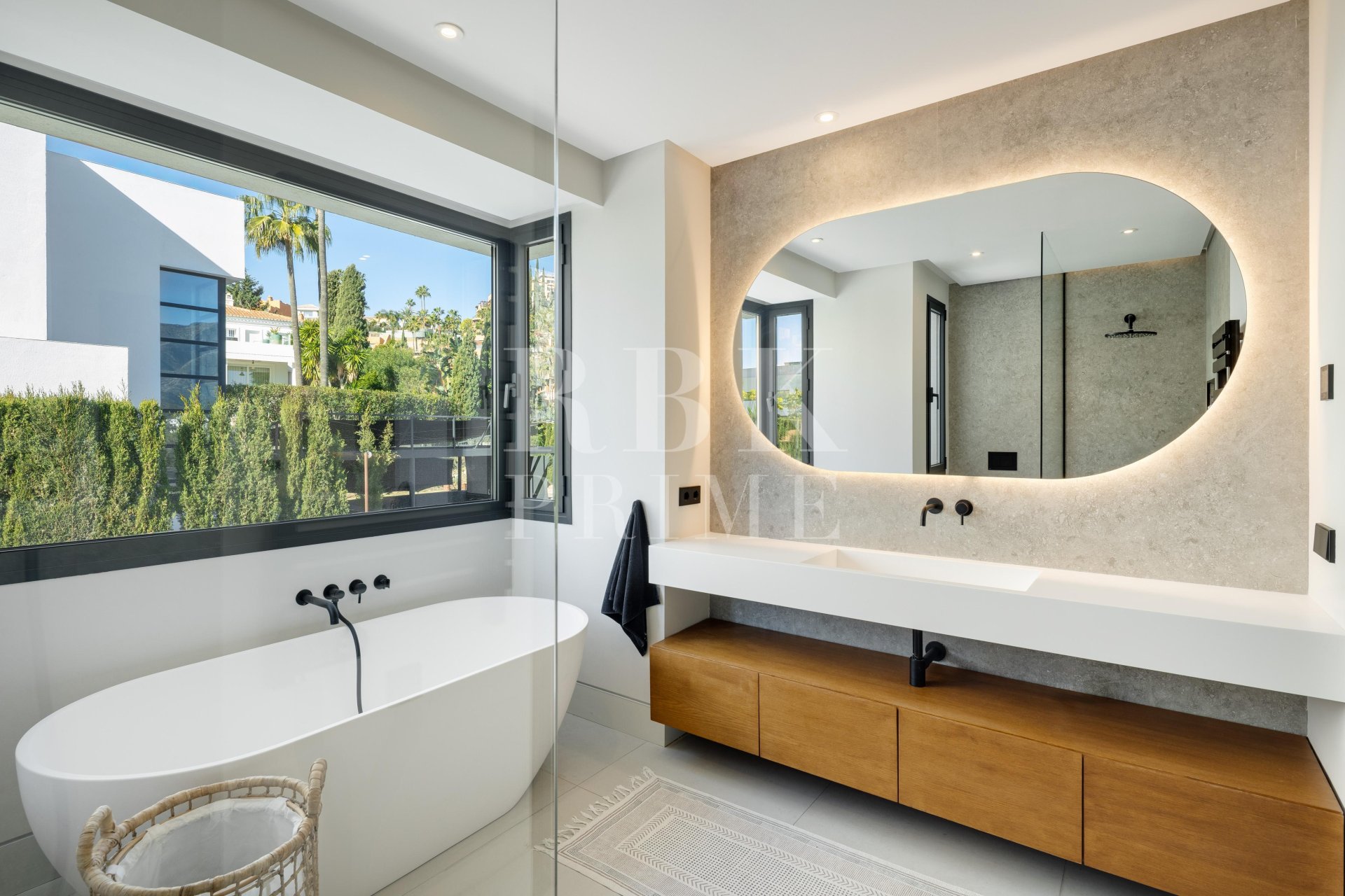 Gensalg - Villa -
Malaga - Nueva Andalucía