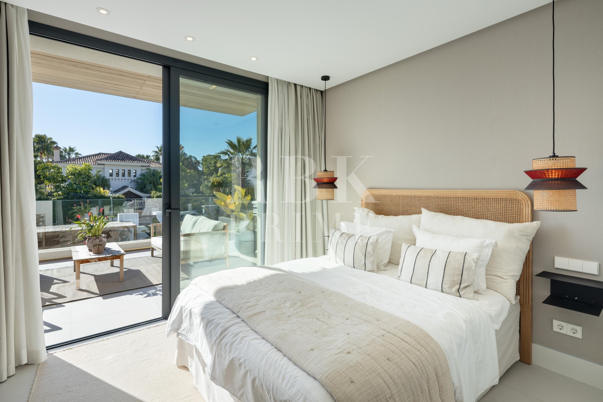 Gensalg - Villa -
Malaga - Nueva Andalucía