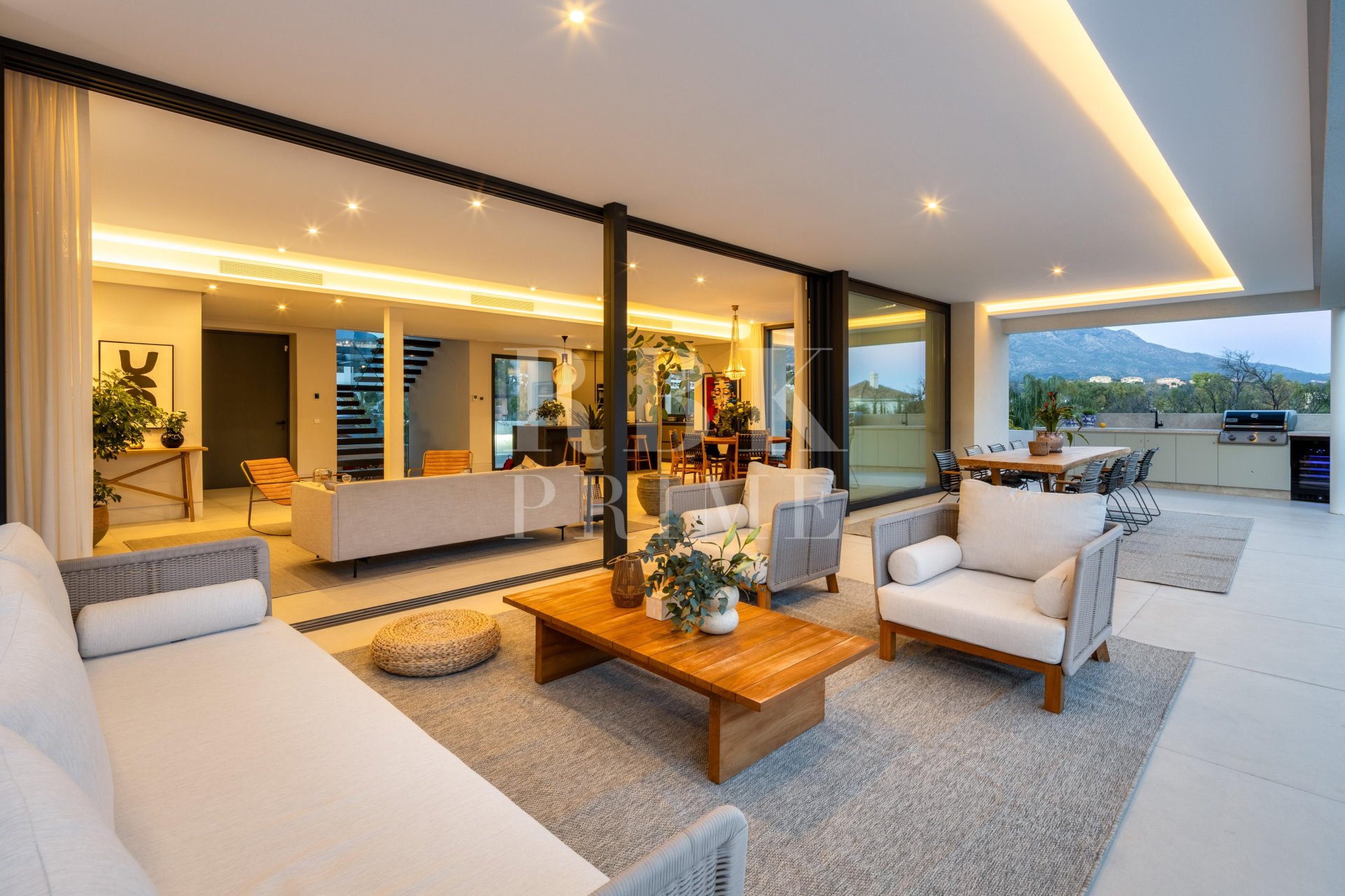 Gensalg - Villa -
Malaga - Nueva Andalucía