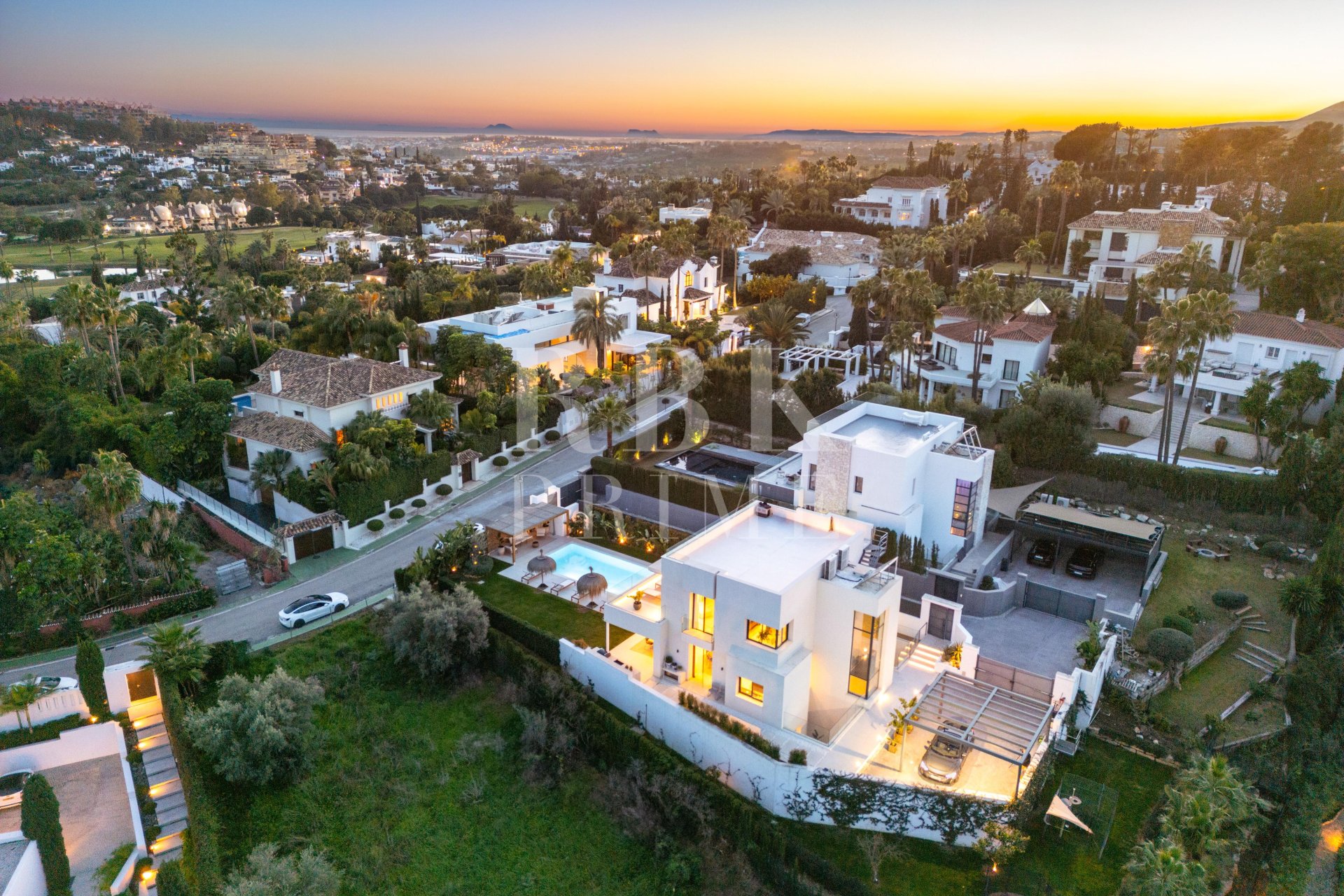 Gensalg - Villa -
Malaga - Nueva Andalucía