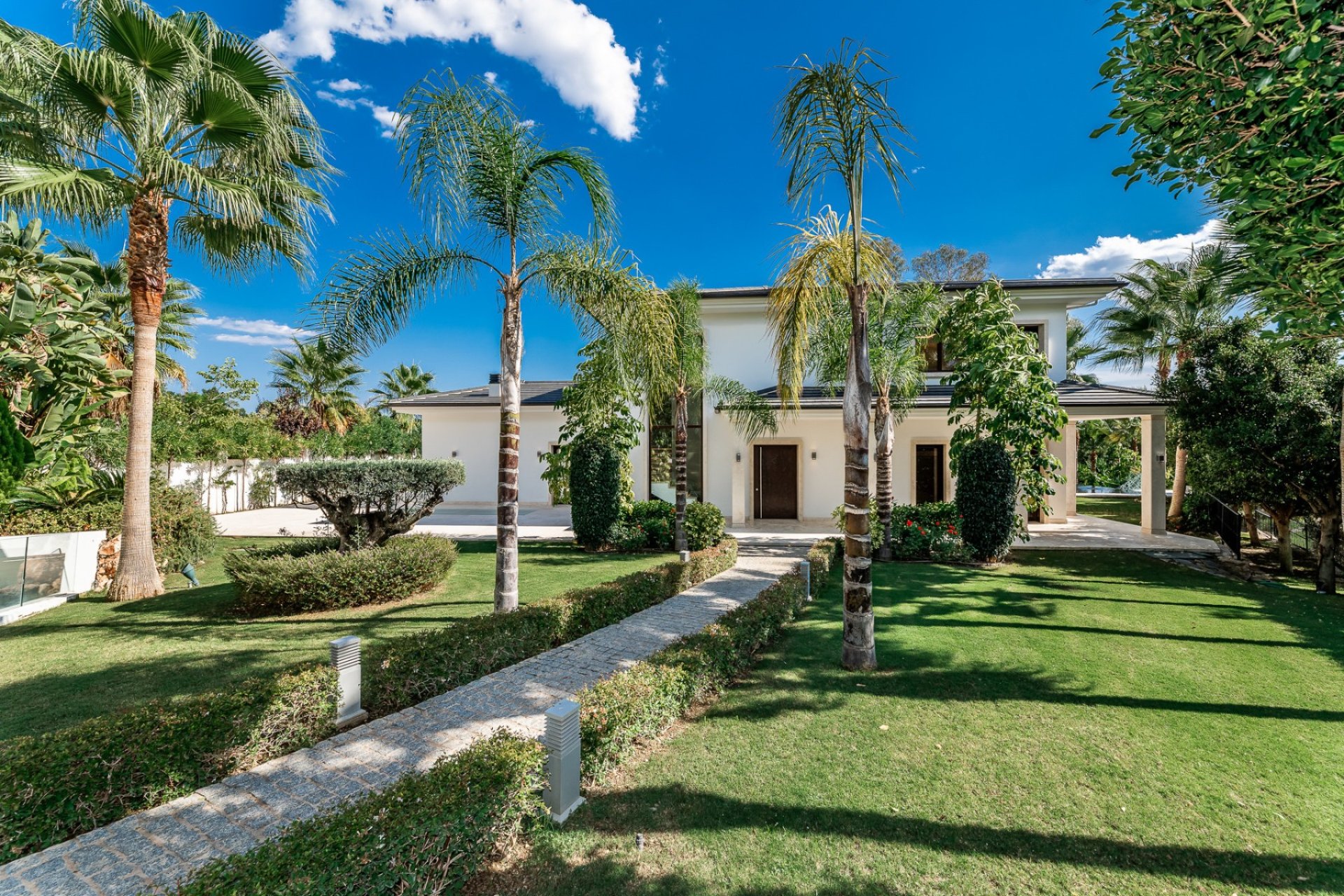 Gensalg - Villa -
Marbella - Nueva Andalucía