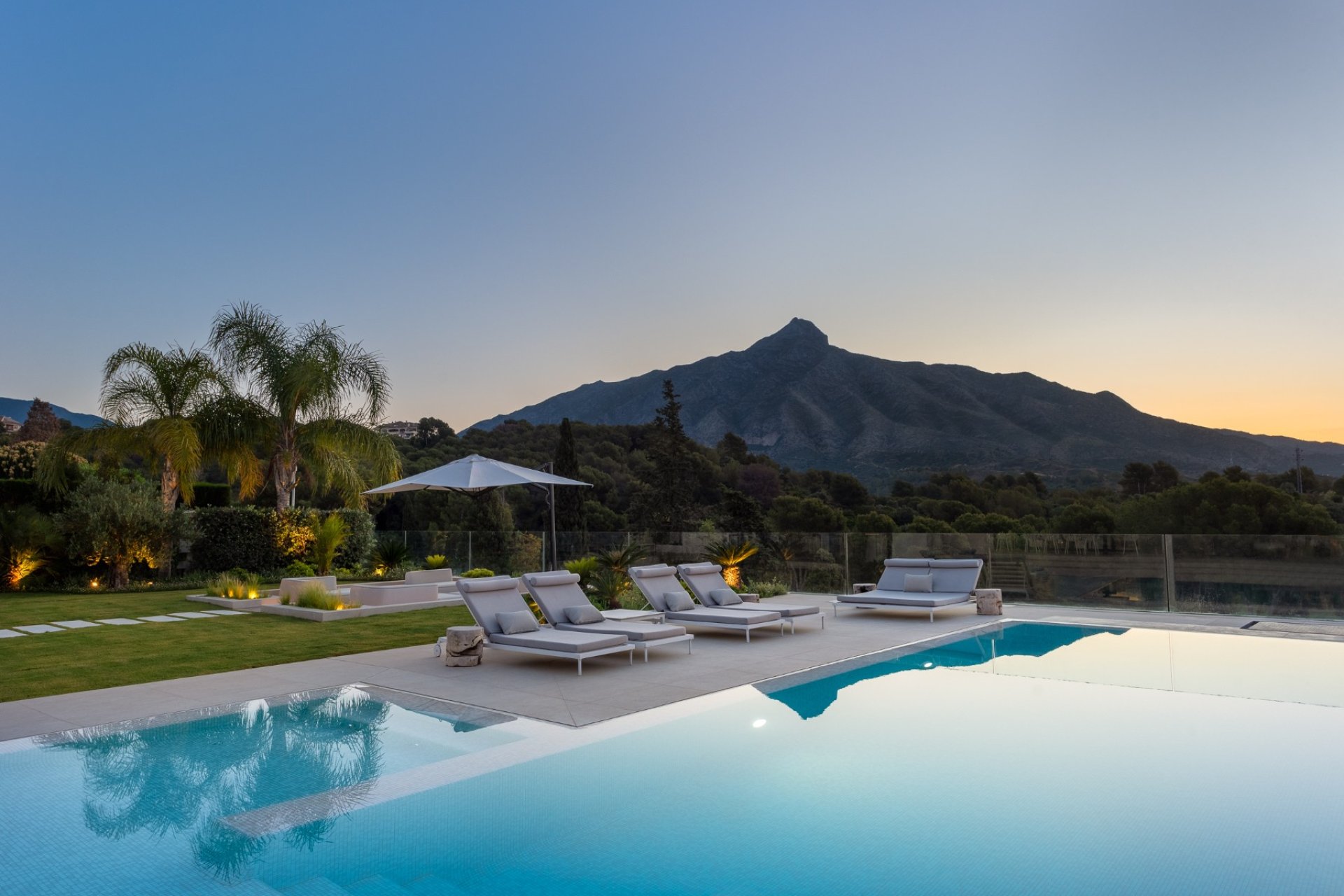 Gensalg - Villa -
Marbella - Nueva Andalucía