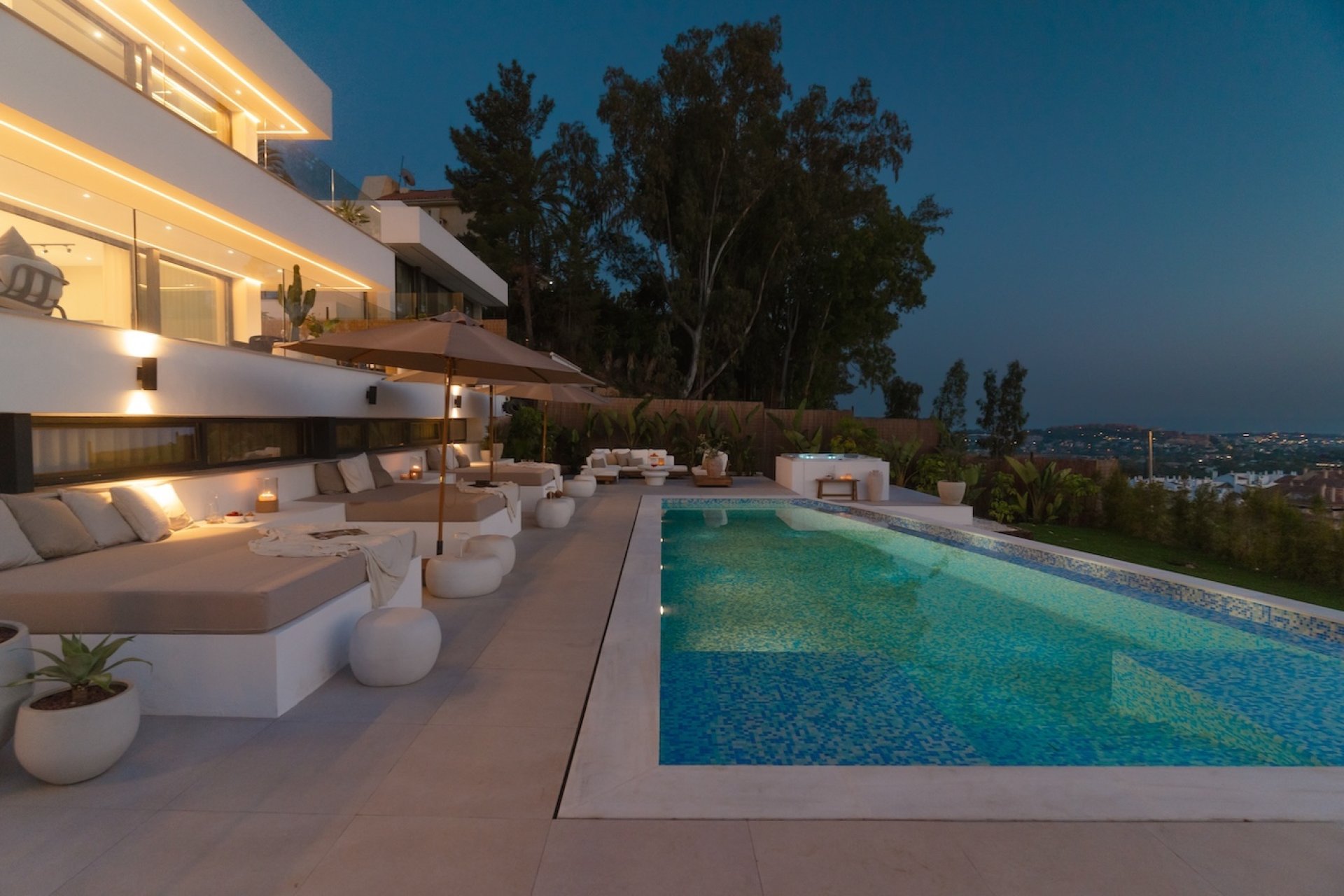 Gensalg - Villa -
Marbella - Nueva Andalucía