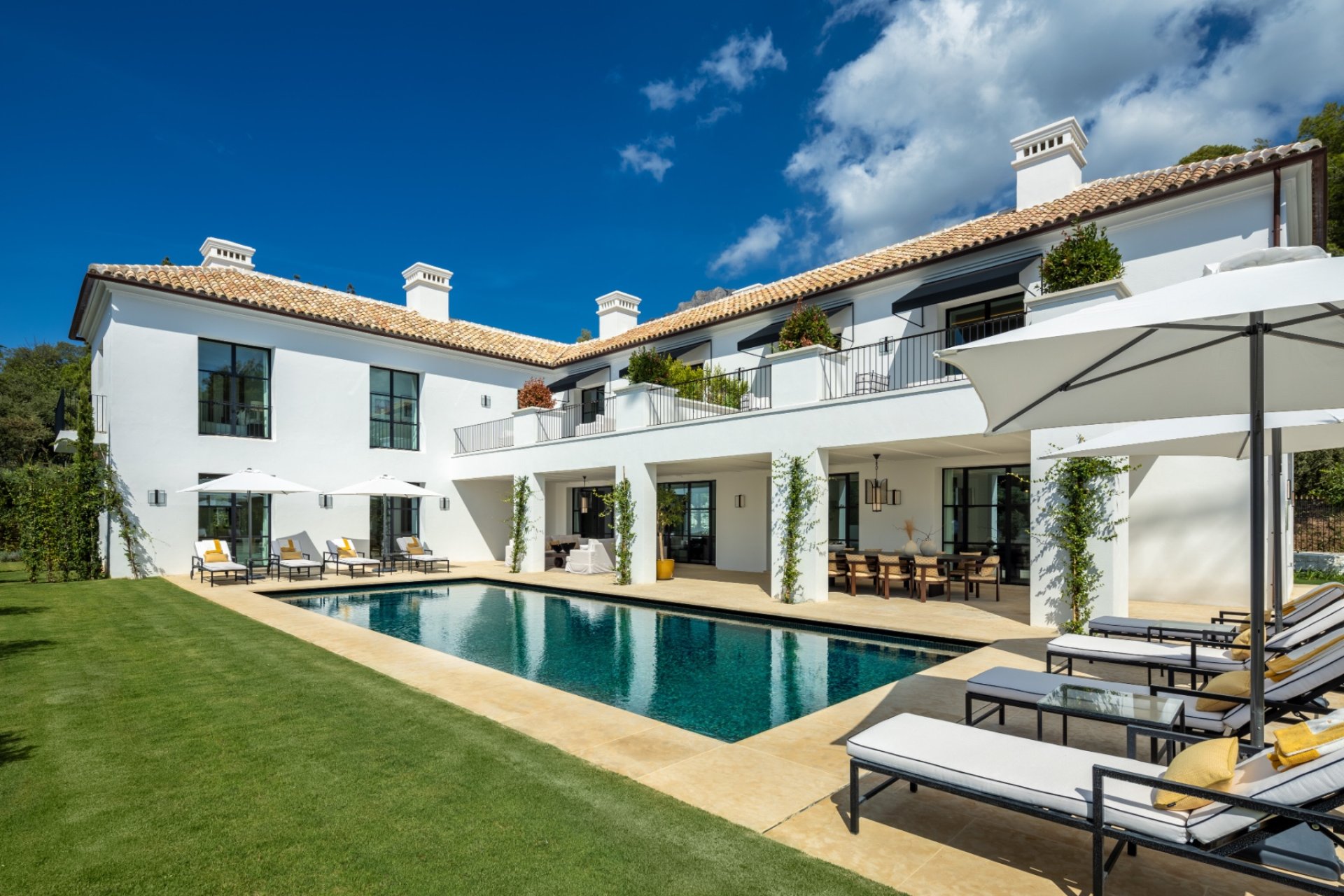 Gensalg - Villa -
Marbella - Sierra Blanca