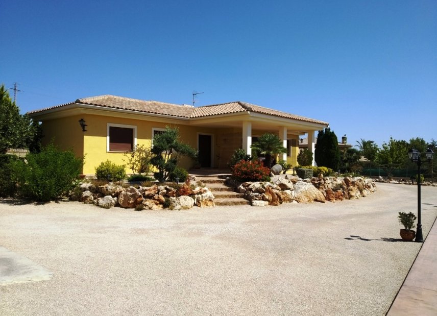 Gensalg - Villa -
Ontinyent