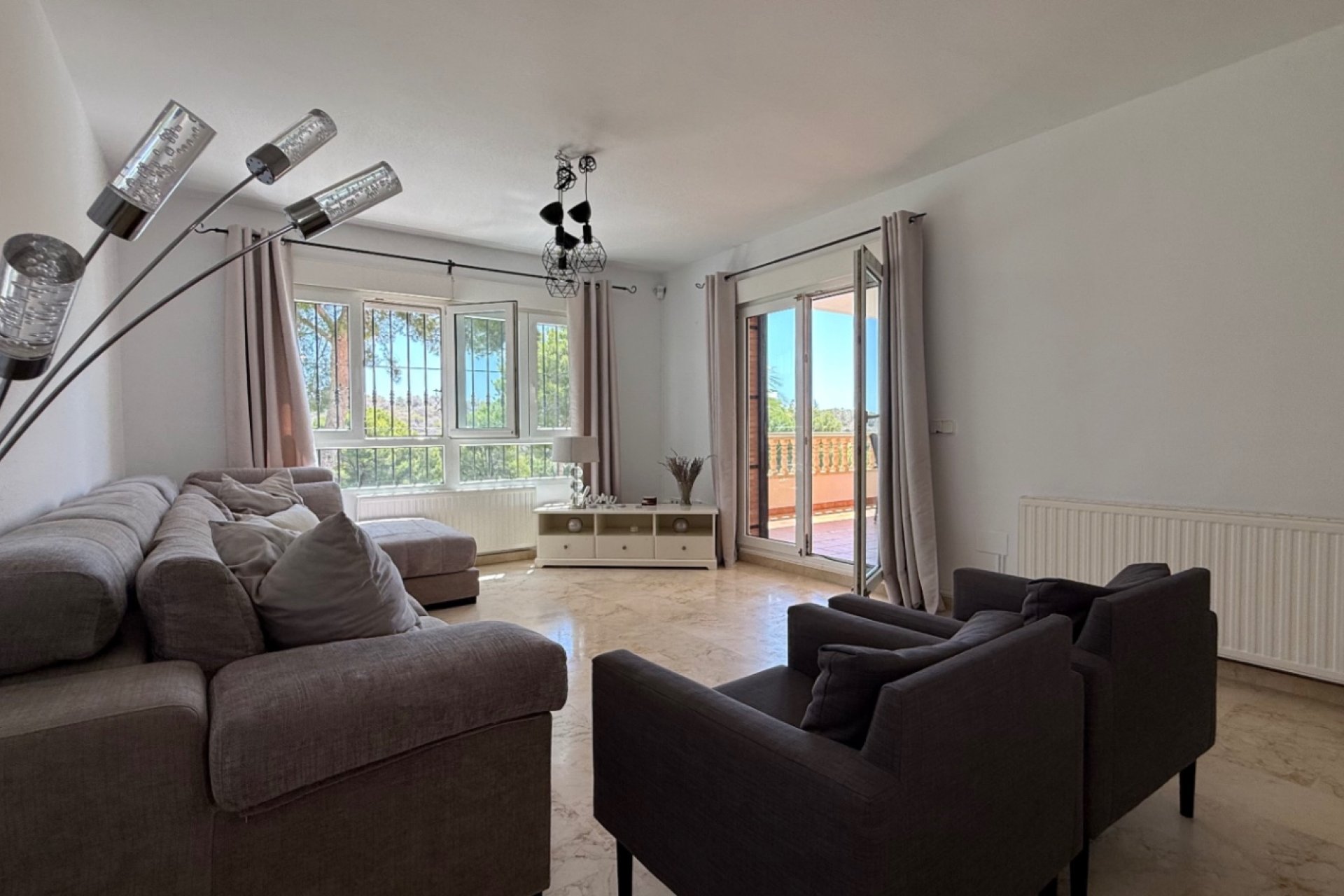 Gensalg - Villa -
Orihuela - Costa Blanca