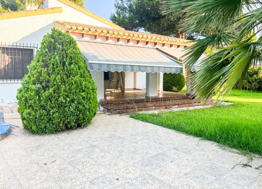Gensalg - Villa -
Orihuela Costa - Punta Prima