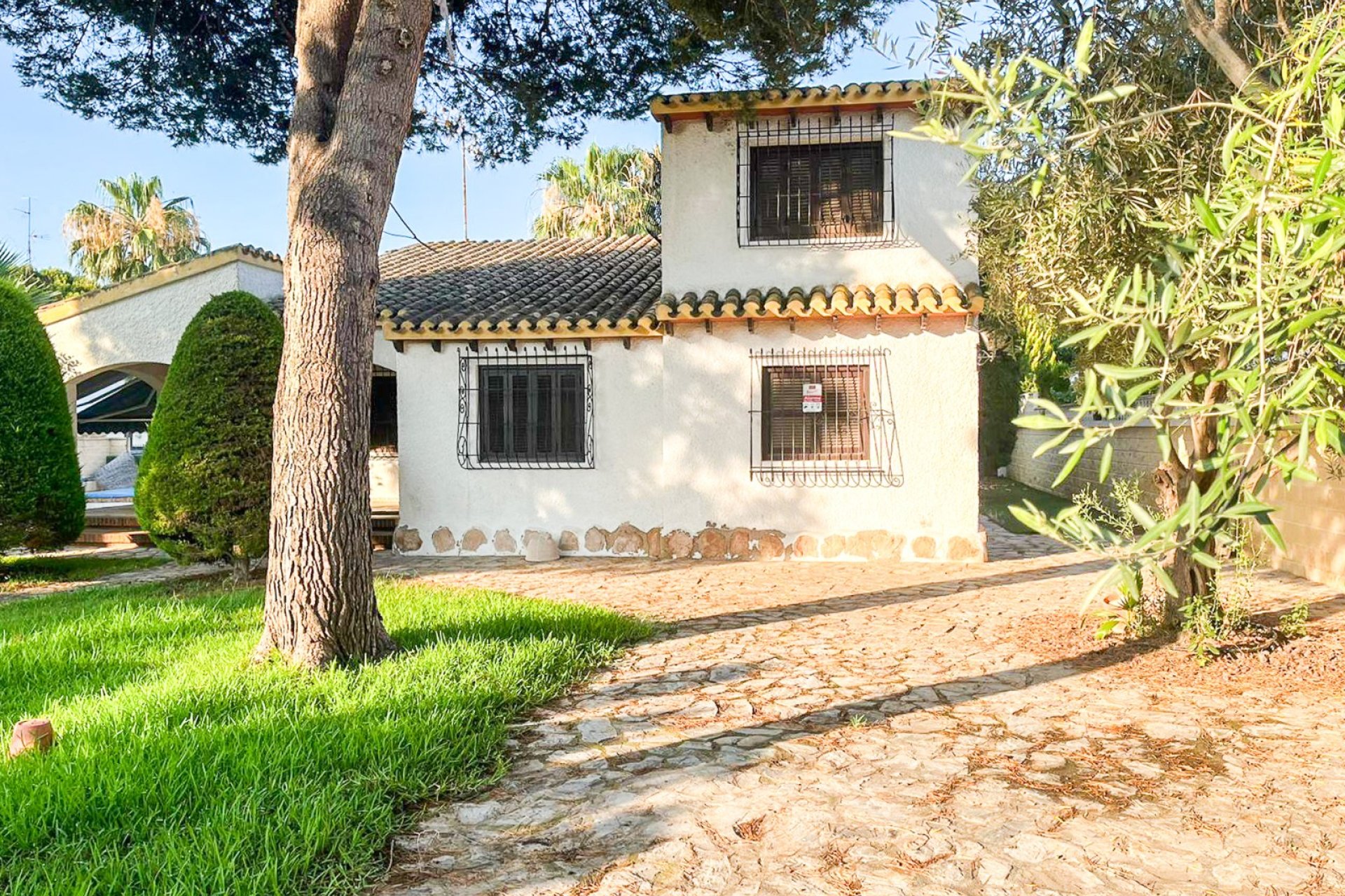 Gensalg - Villa -
Orihuela Costa - Punta Prima