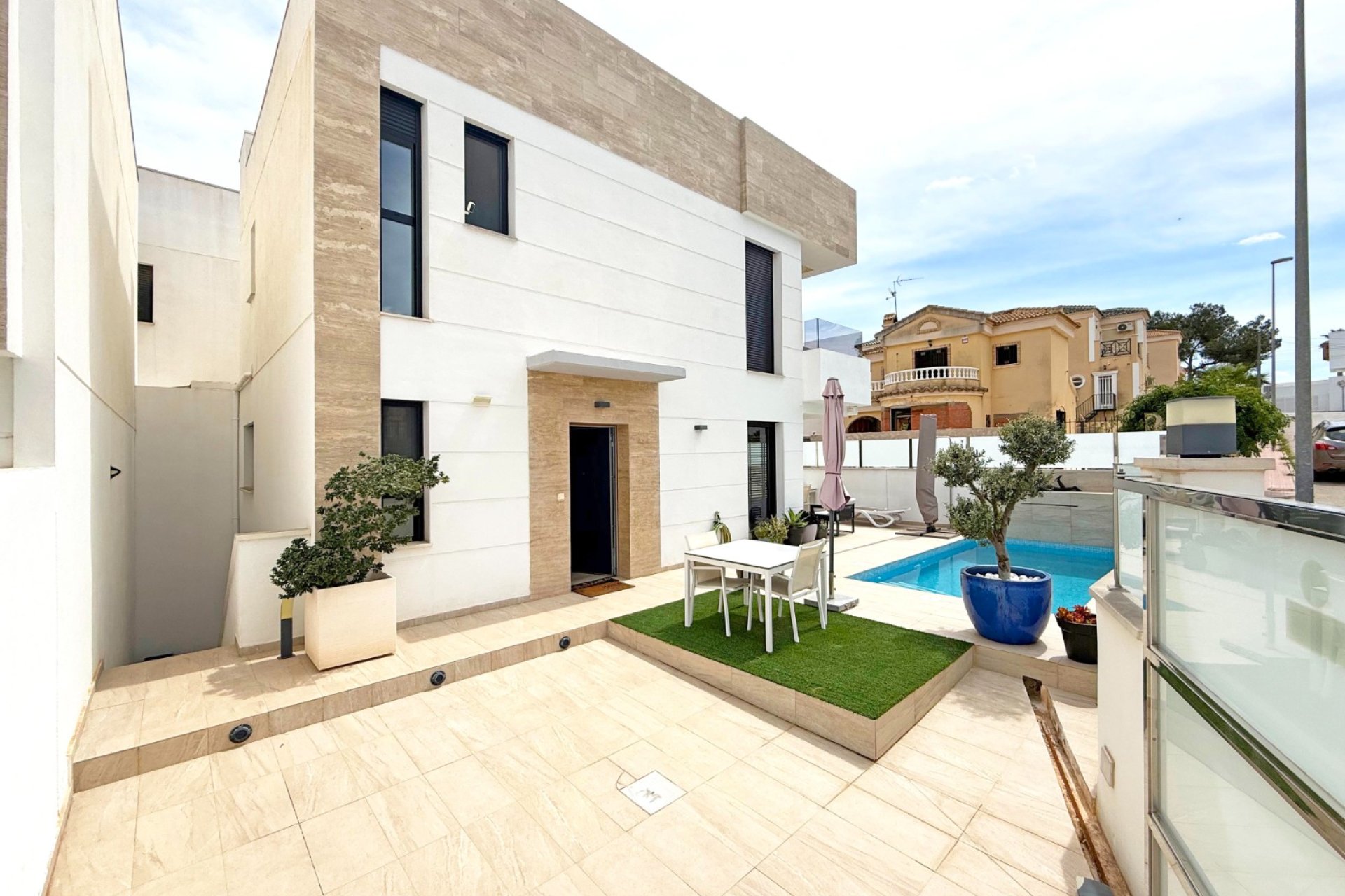 Gensalg - Villa -
Orihuela Costa - Villamartín
